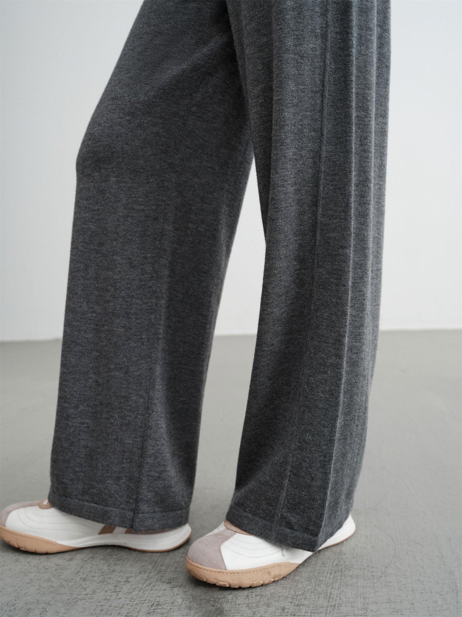 EP YAYING Cashmere Straight Pants EGKIG9617AC