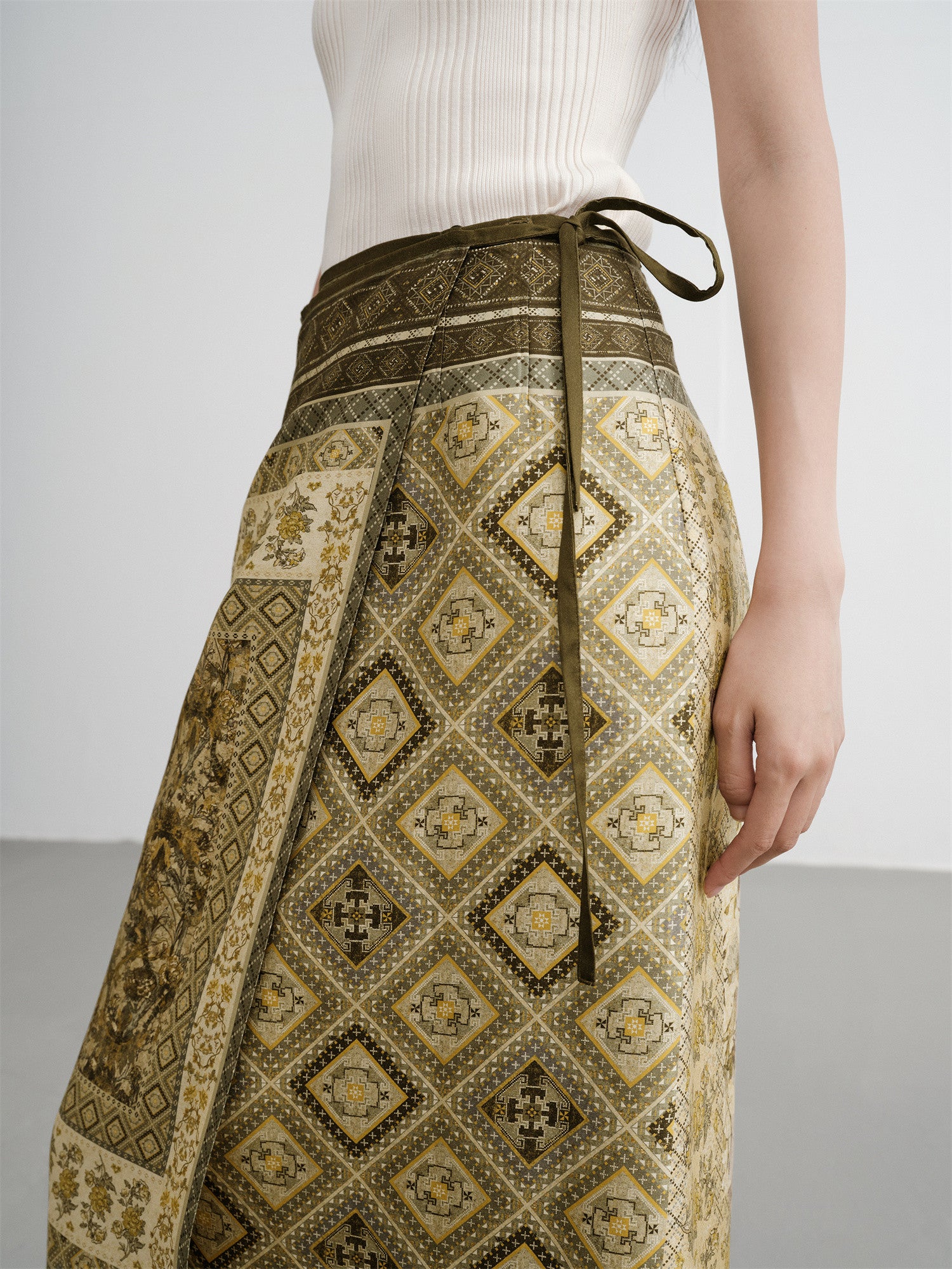 EP YAYING Mulberry Silk-Cotton Blend Skirt EGKAS3518AG
