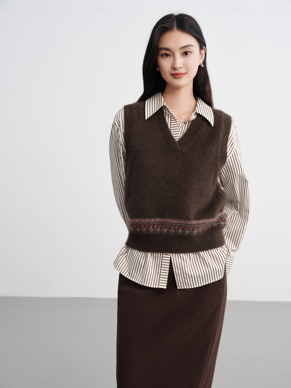 EP YAYING Yak Wool Ethnic Jacquard V-Neck Sweater Vest
