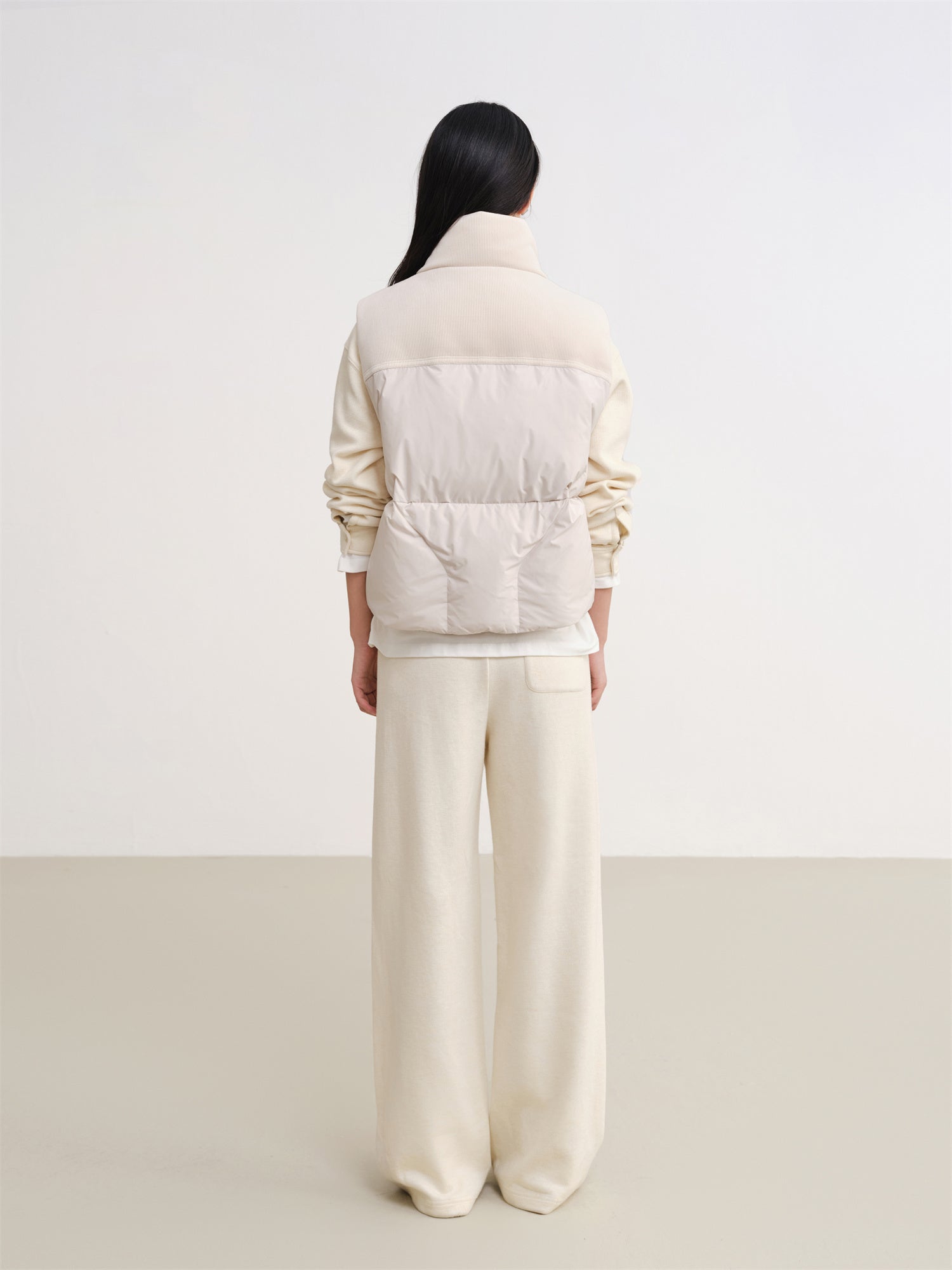 EP YAYING Goose Down Straight-Cut Vest EGKIAY018AM