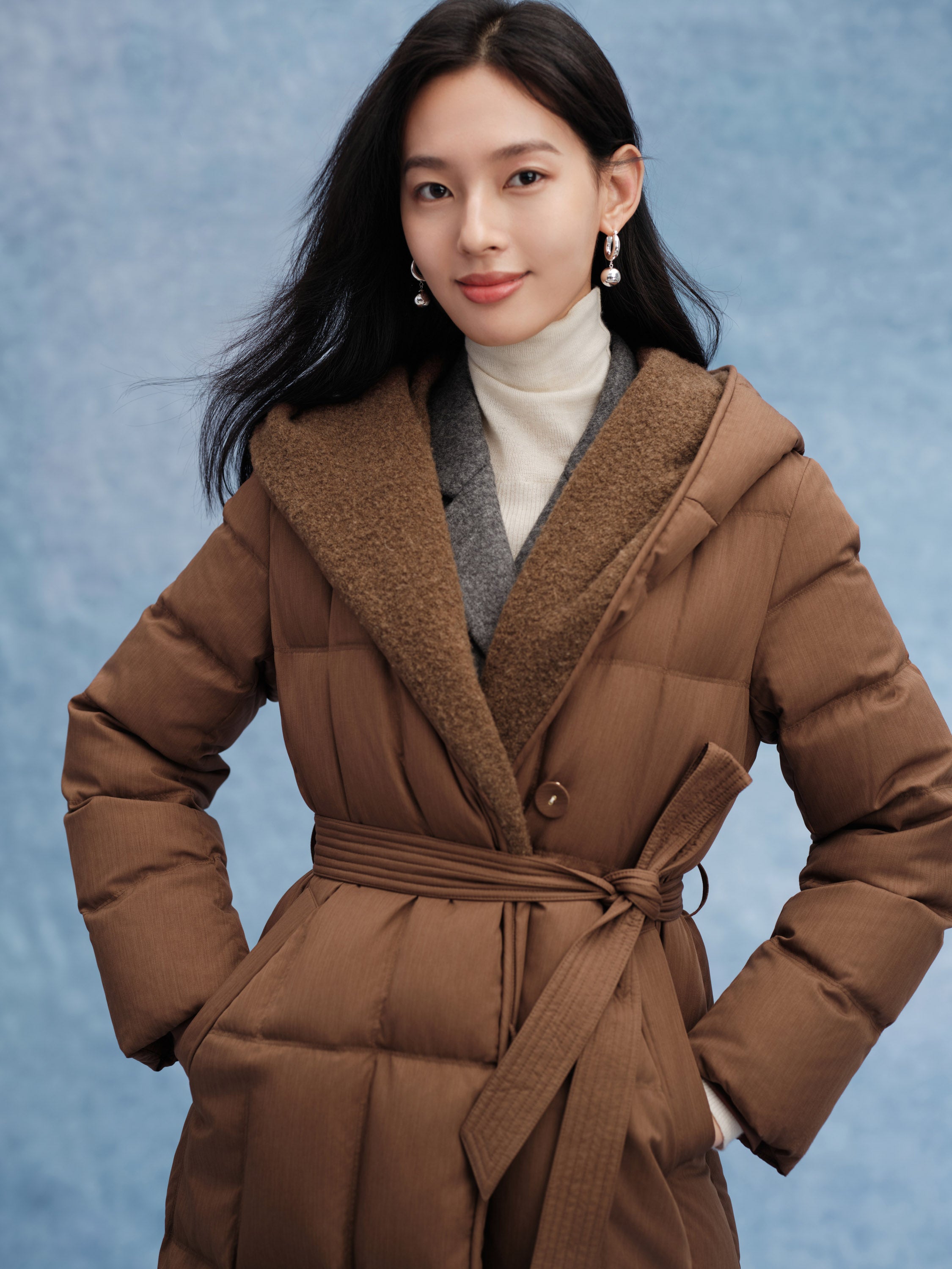 EP YAYING Lightweight Warm Hooded Goose Down Coat