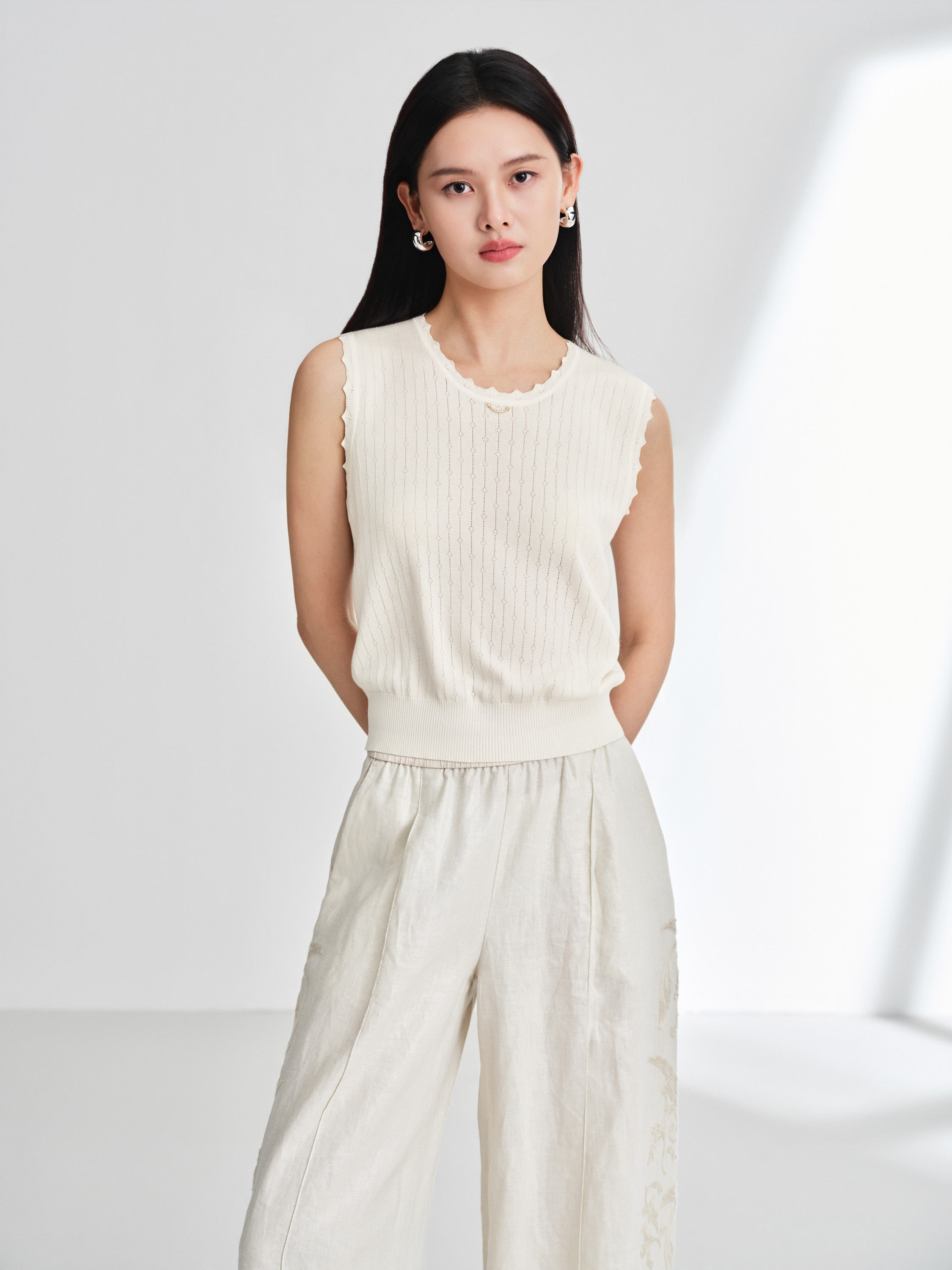 EP YAYING Triacetate Structured Round Neck Waist-Cinching Knitted Vest
