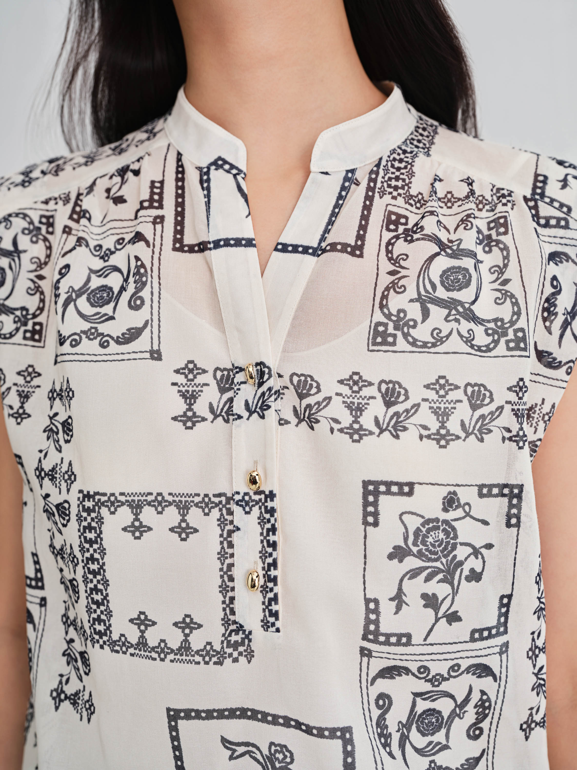 EP YAYING 100% Cotton V-Neck Floral Puff Sleeve Shirt