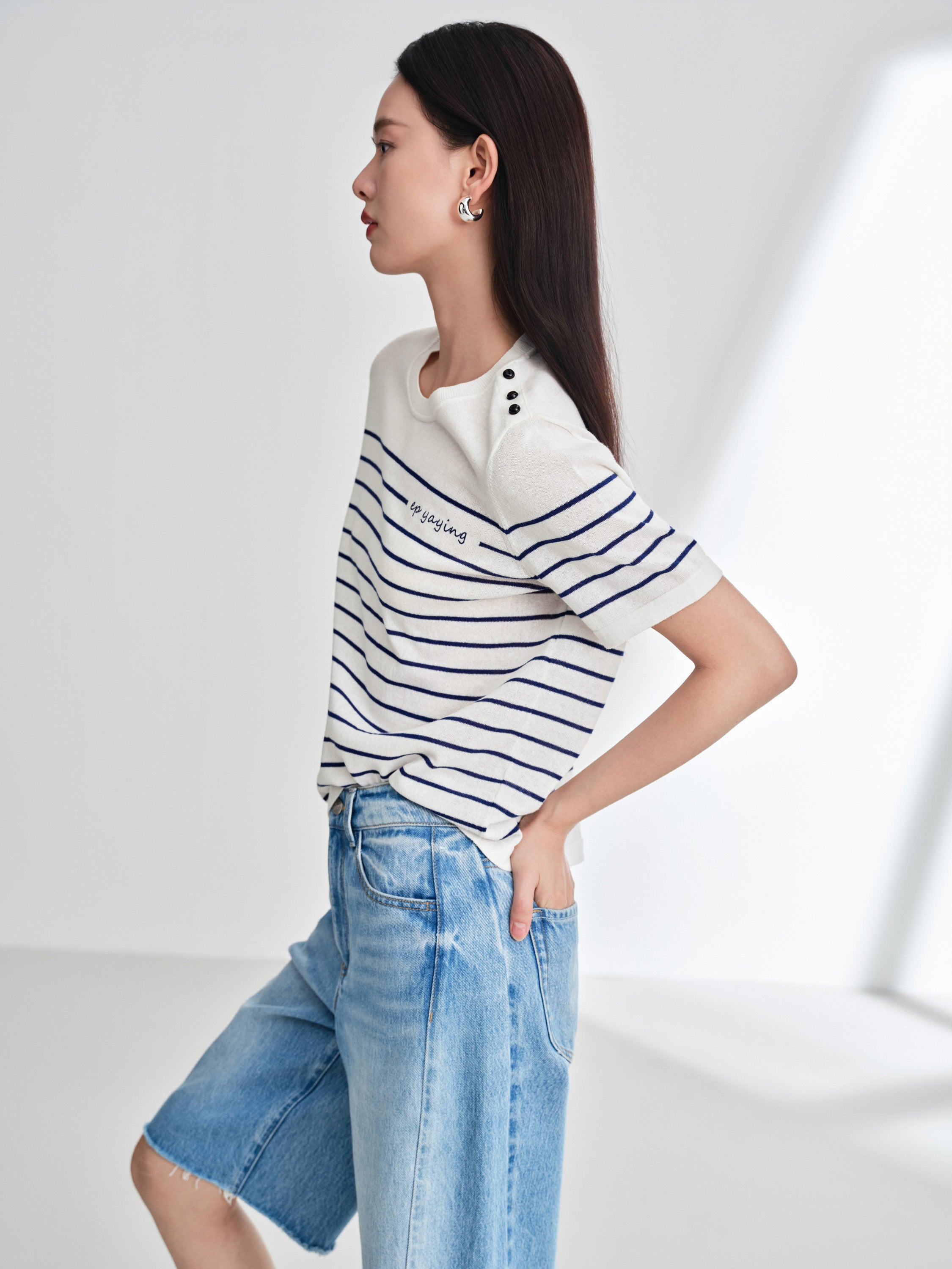 EP YAYING Relaxed Round Neck Embossed Linen Stripe Knit T-Shirt