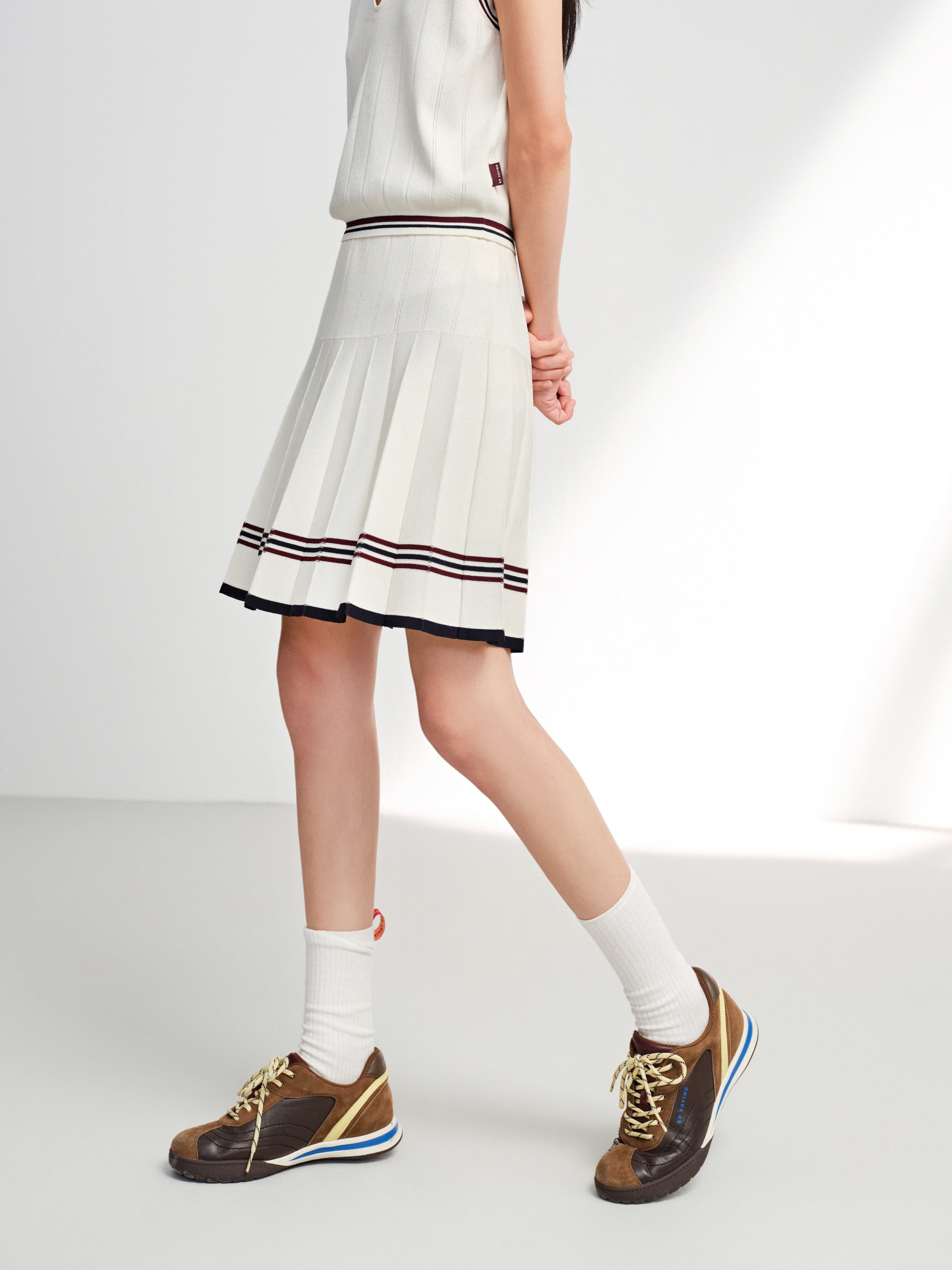 EP YAYING Sporty Contrast Stripe Pleated Mini Skirt