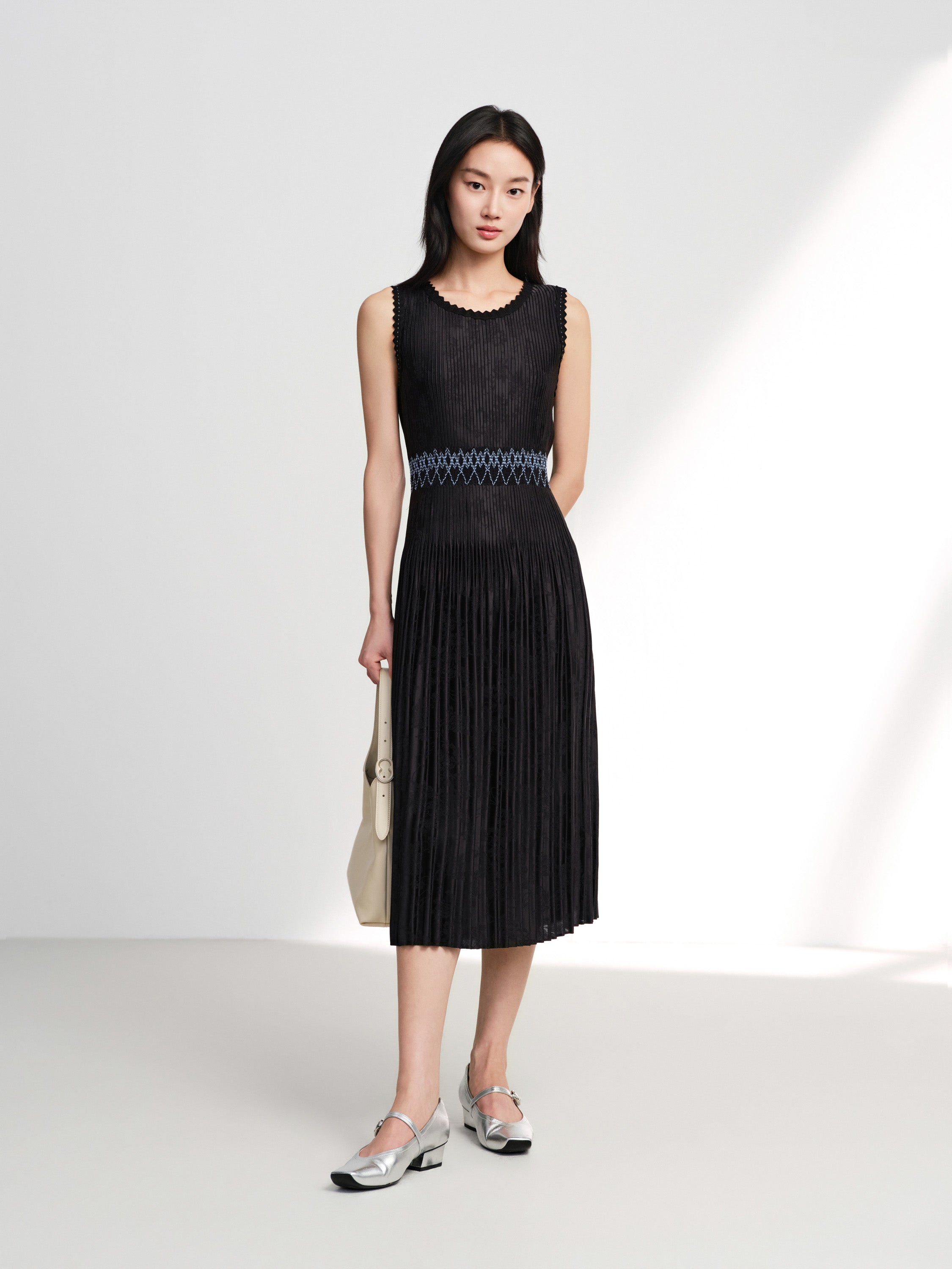 EP YAYING Sleeveless Waist-Cinched Pleated Dress