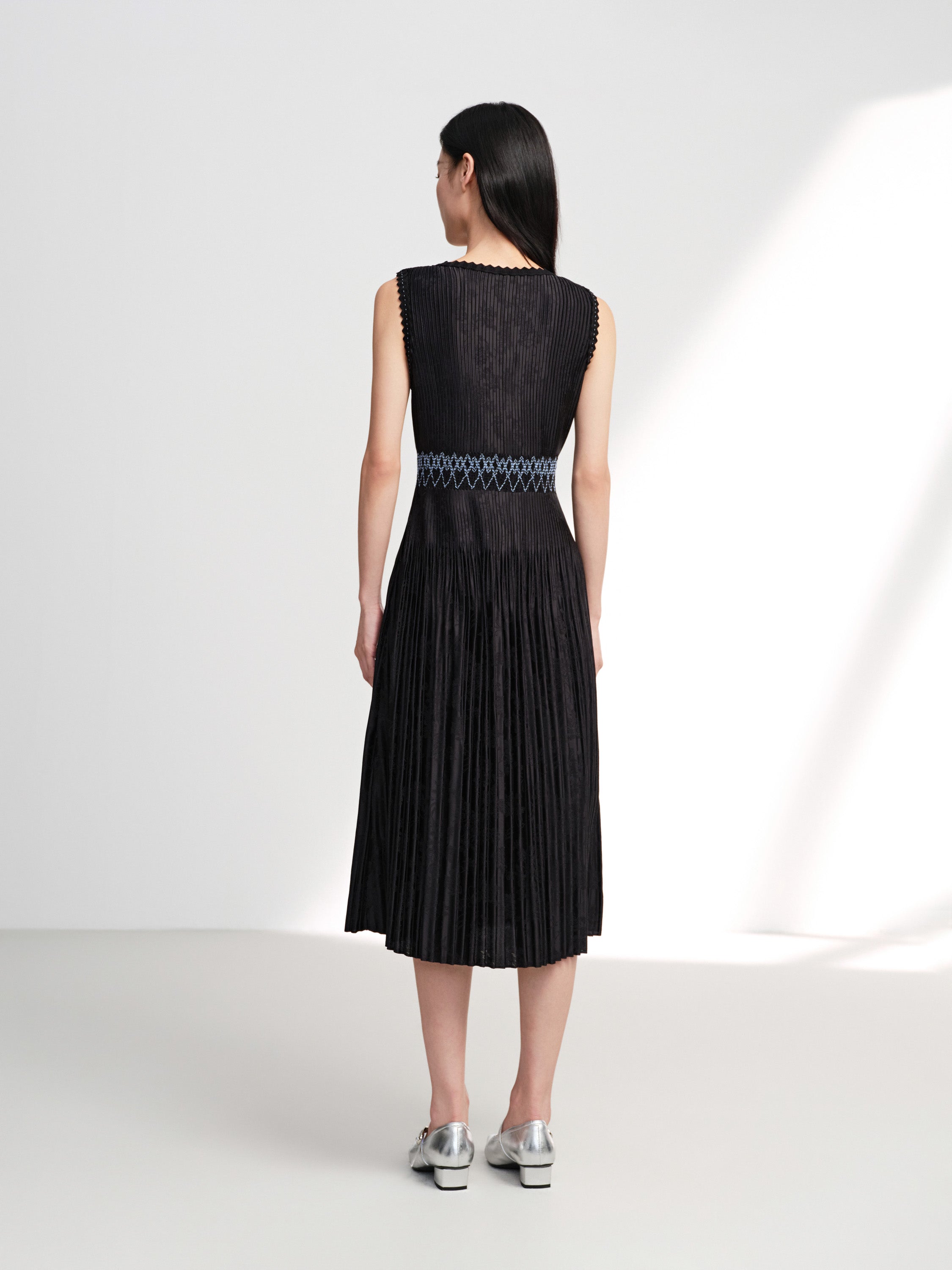 EP YAYING Sleeveless Waist-Cinched Pleated Dress