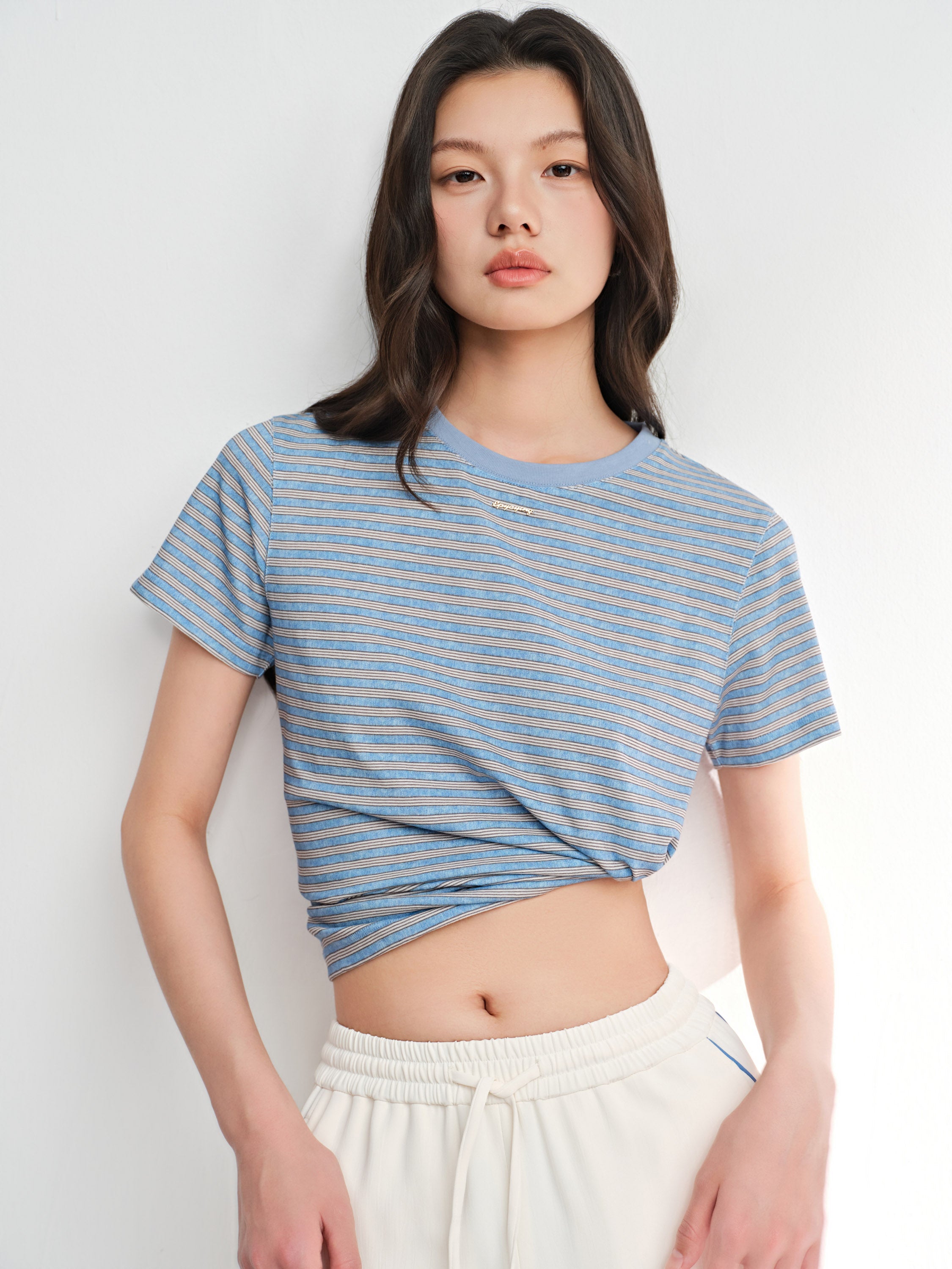 EP YAYING Blue Stripe Essential Tee