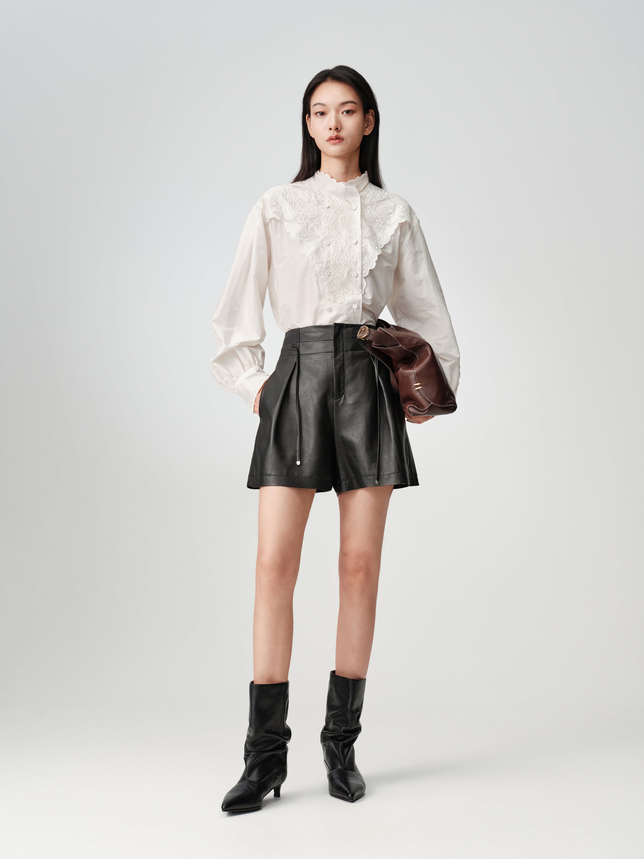 EP YAYING Minimalist Commuter Leather Shorts