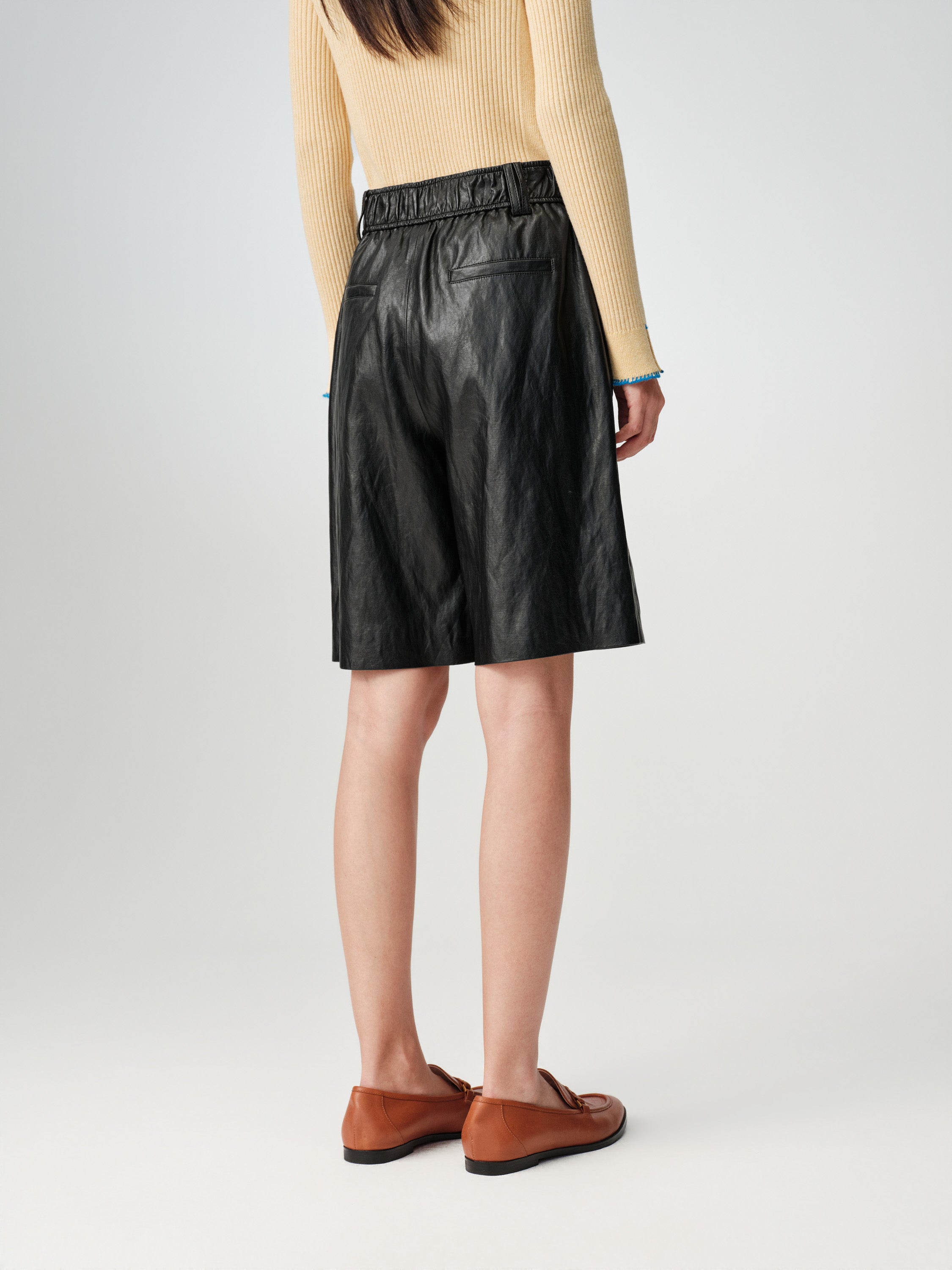 EP YAYING Leather Shorts