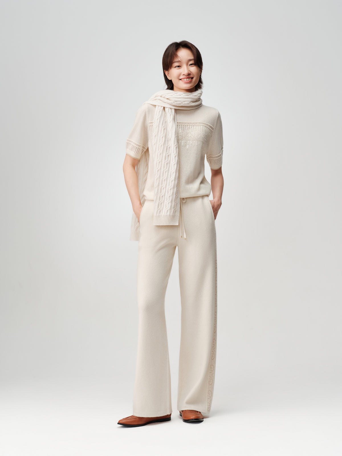 EP YAYING Short-Sleeve Round-Neck Cashmere Knit Top