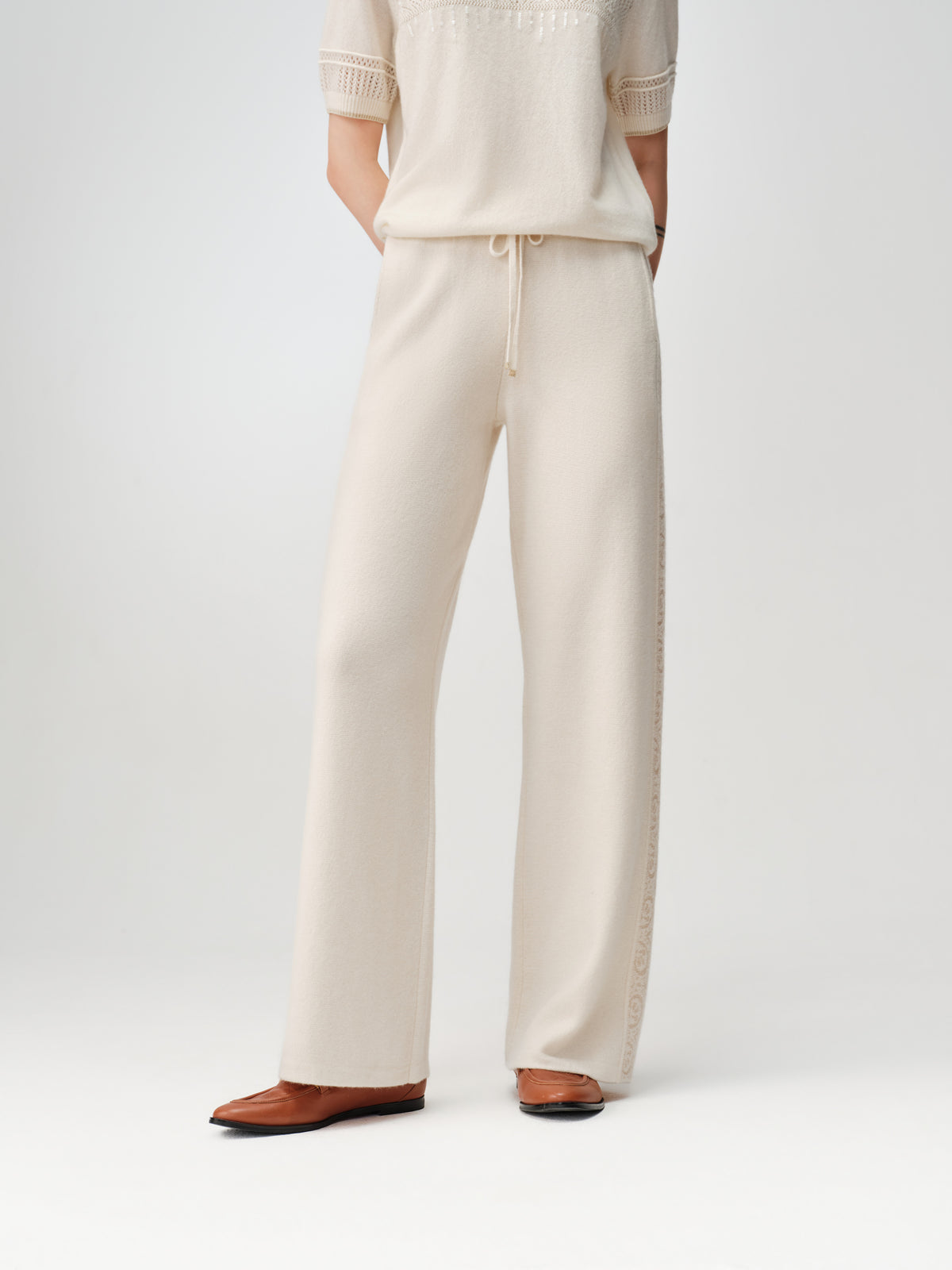 EP YAYING Short-Sleeve Round-Neck Cashmere Knit Top