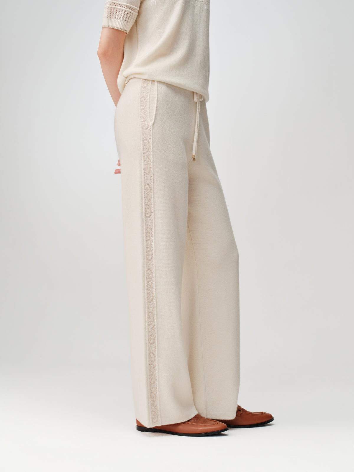 EP YAYING 100% Cashmere Relaxed Wide-Leg Knit Pants