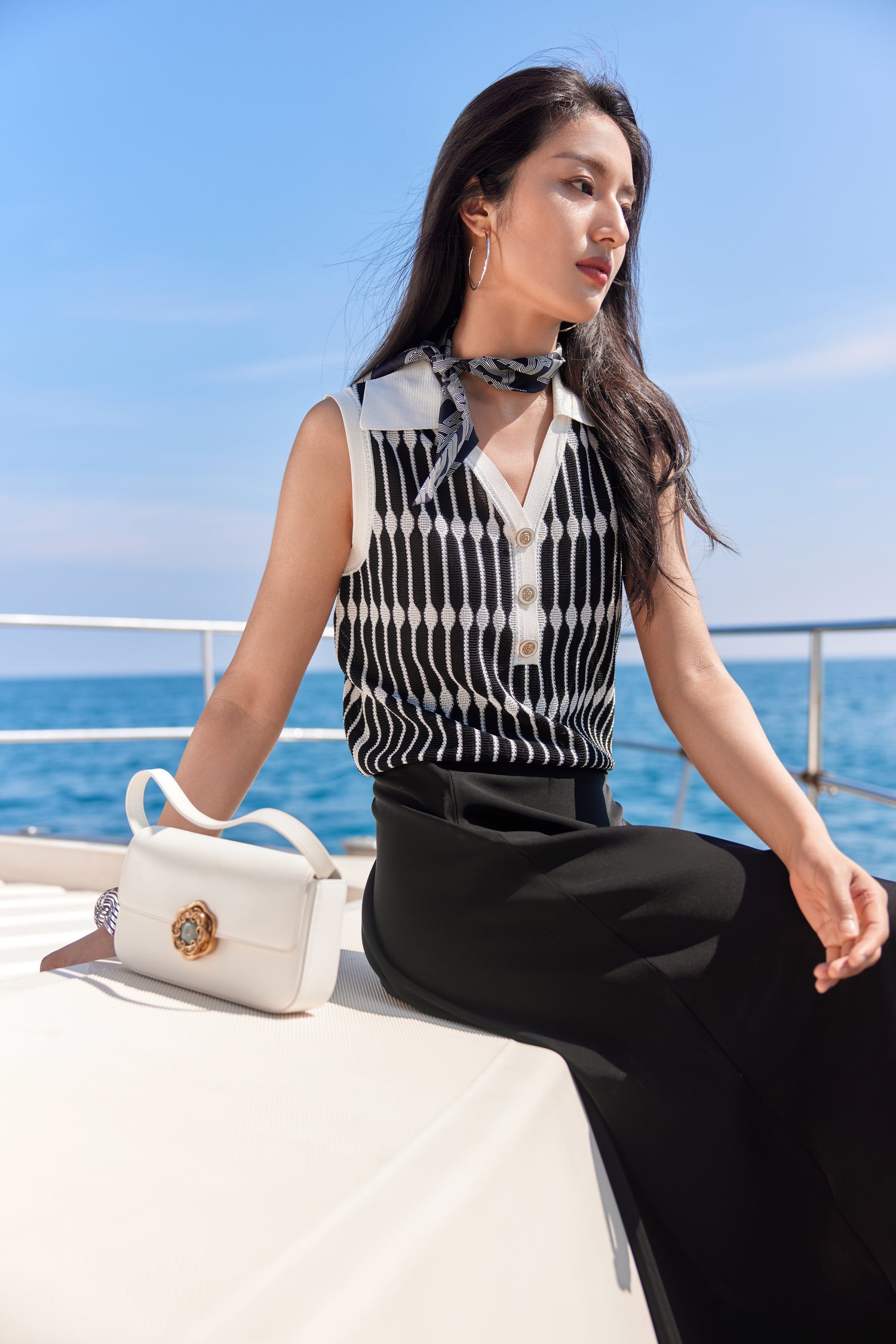 YAYING High-Waisted Knit Vest
