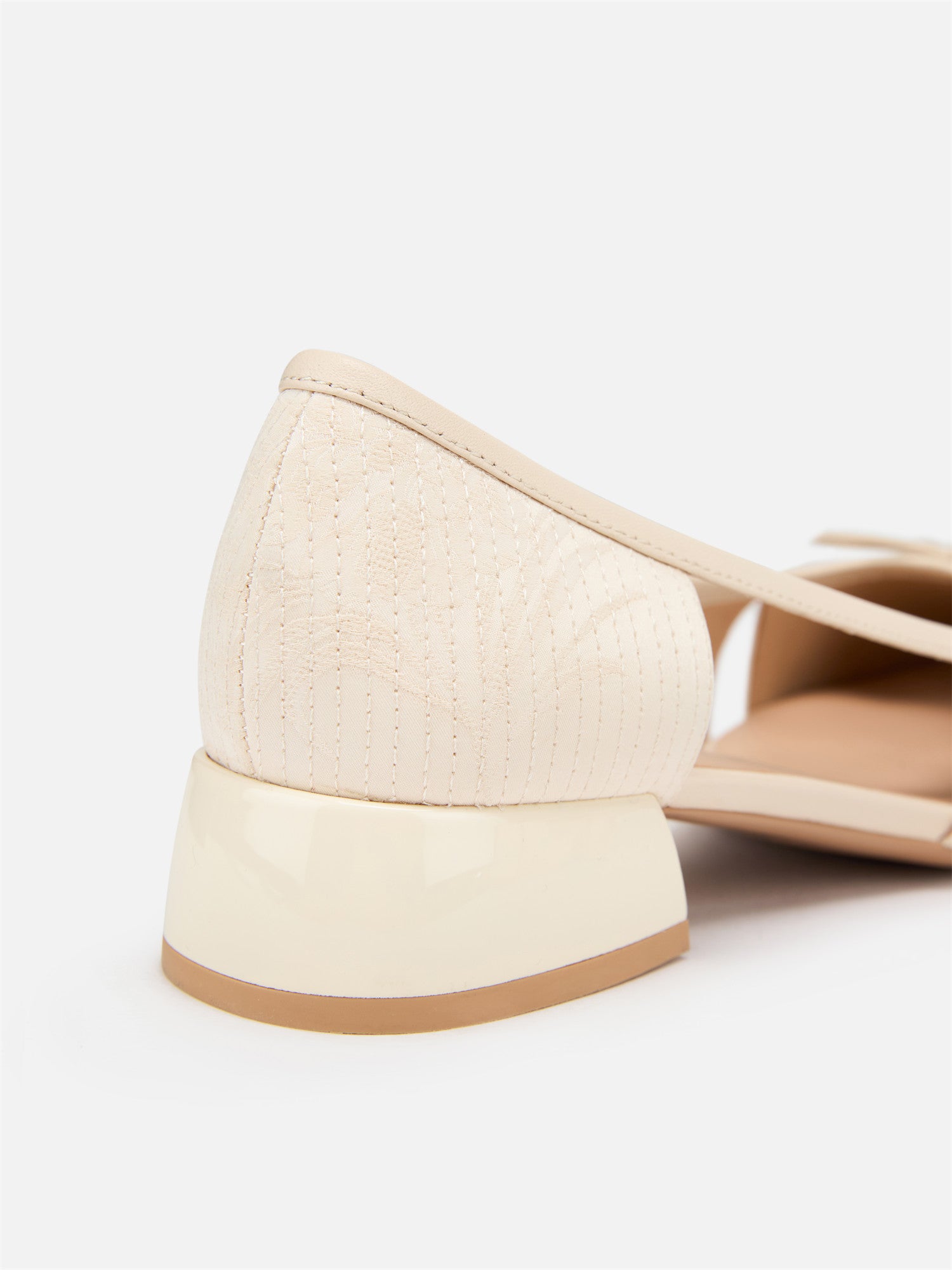 EP YAYING Shimmering Silk Flat Shoes EAKPSXB03CW