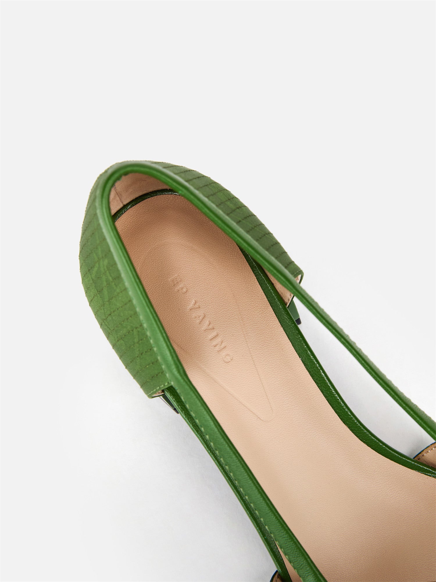 EP YAYING Shimmering Silk Flat Shoes EAKPSXB03BG