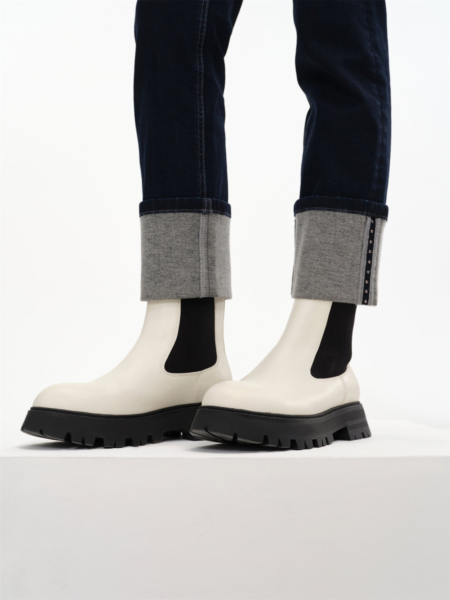 EP YAYING BOOTS
