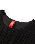 YAYING Round Neck Sleeveless Knit Top with Wave Layer Texture