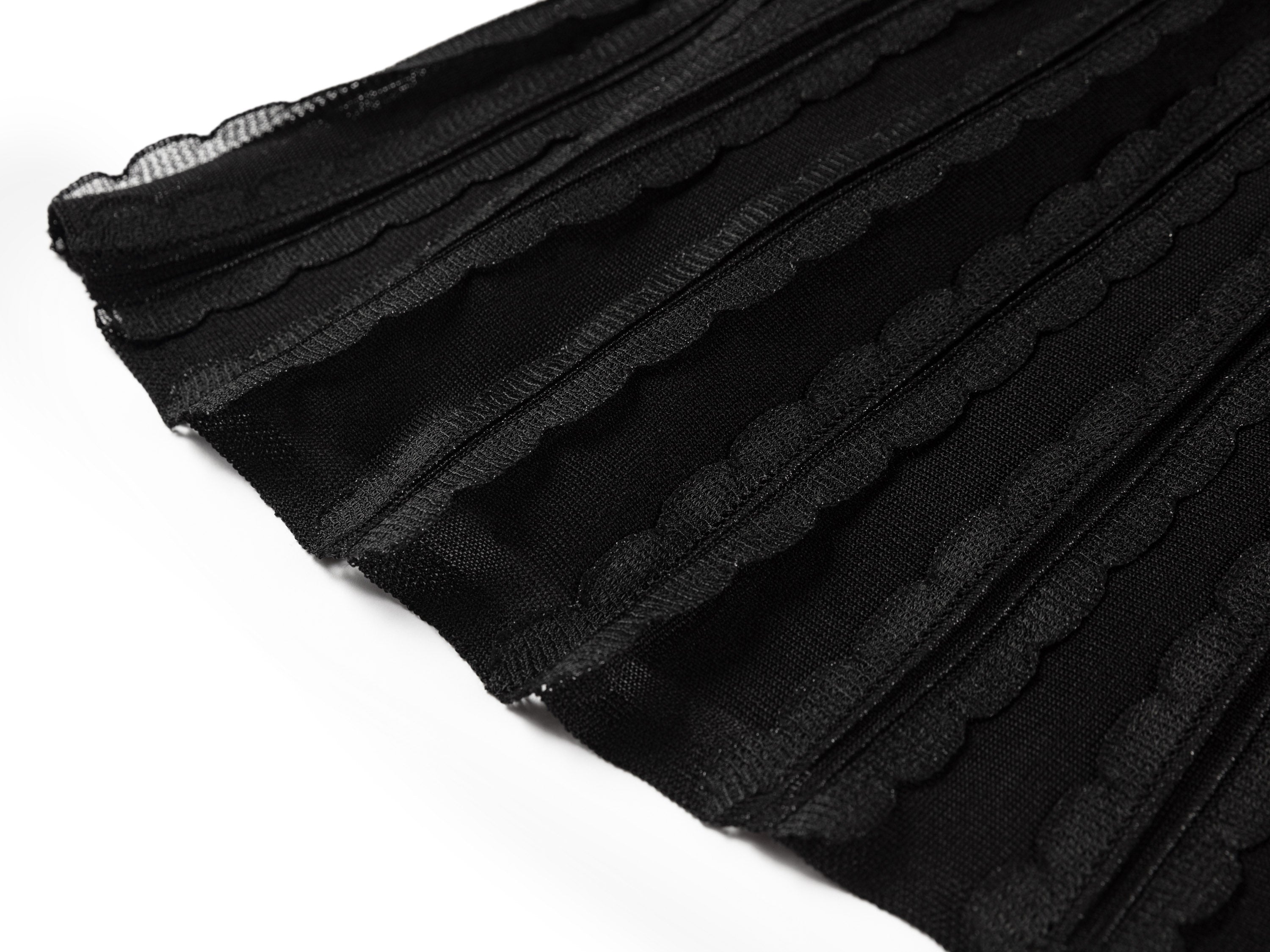 YAYING Round Neck Sleeveless Knit Top with Wave Layer Texture