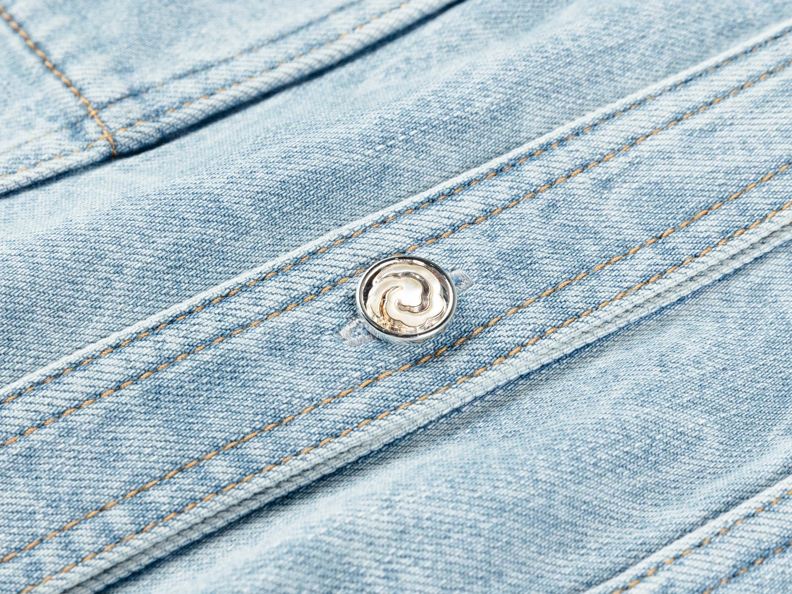 YAYING Textured Lapel Relaxed Workwear Denim Jacket