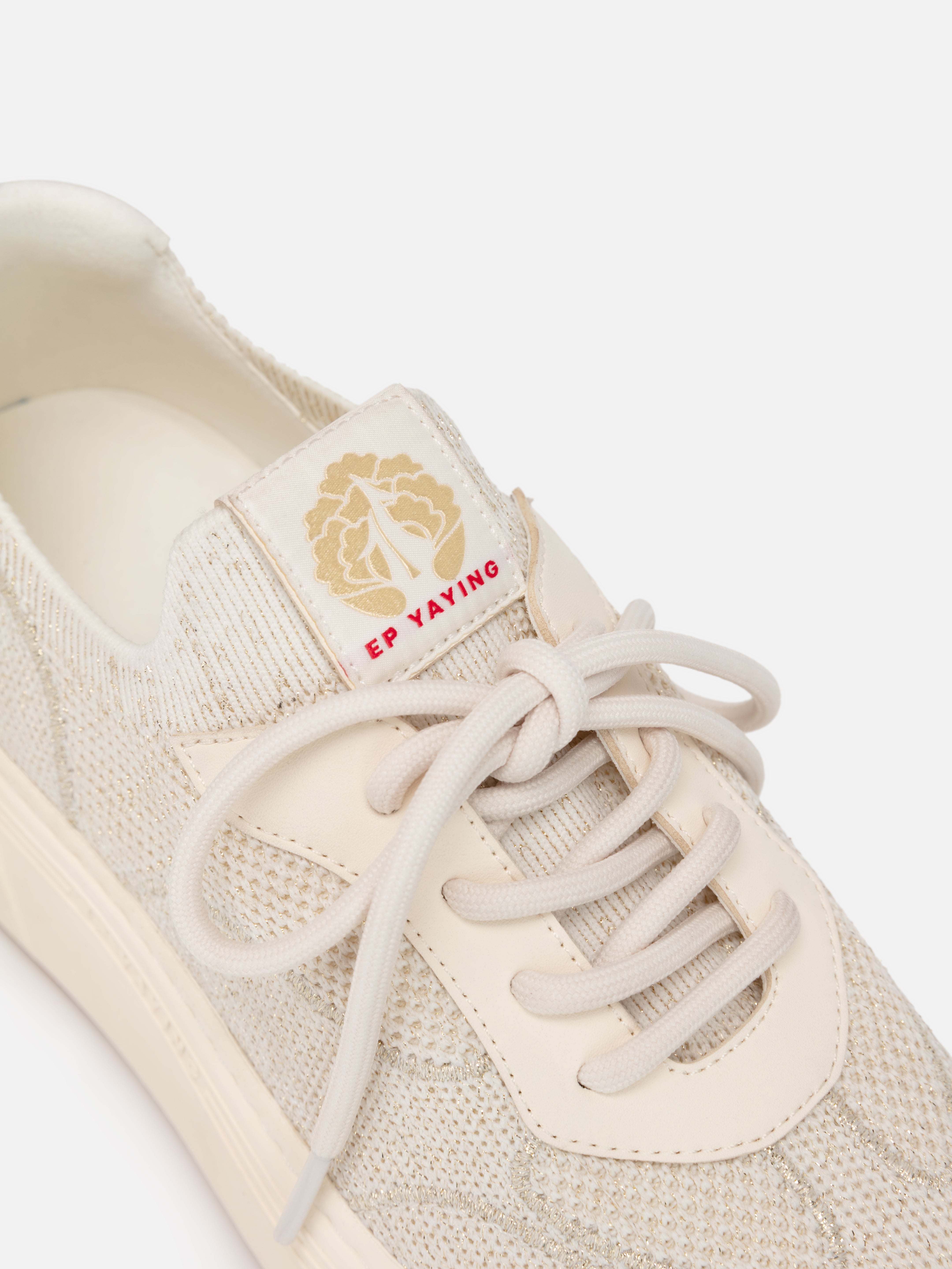 EP YAYING Thick-Sole Flyknit White Sneakers
