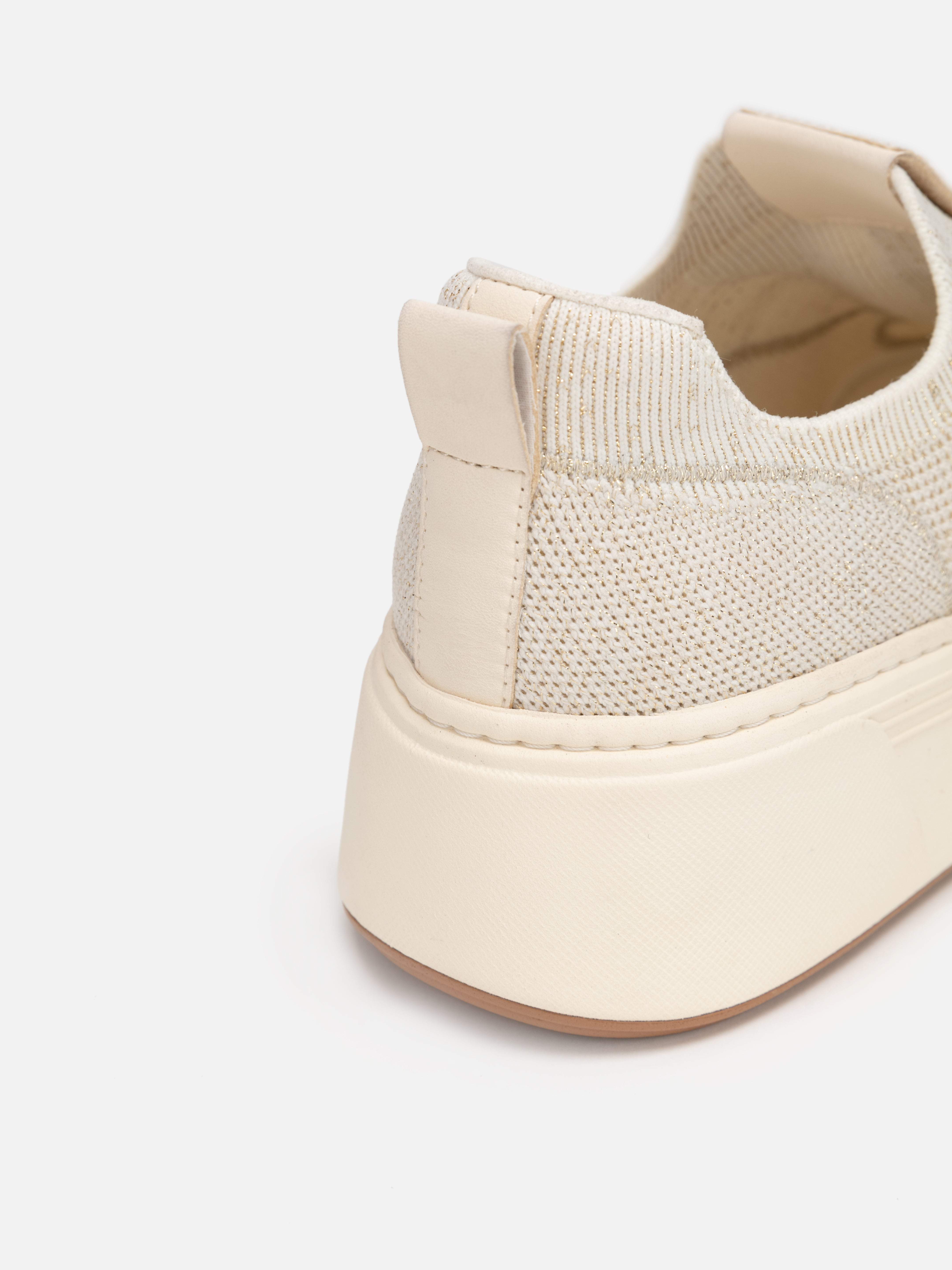 EP YAYING Thick-Sole Flyknit White Sneakers