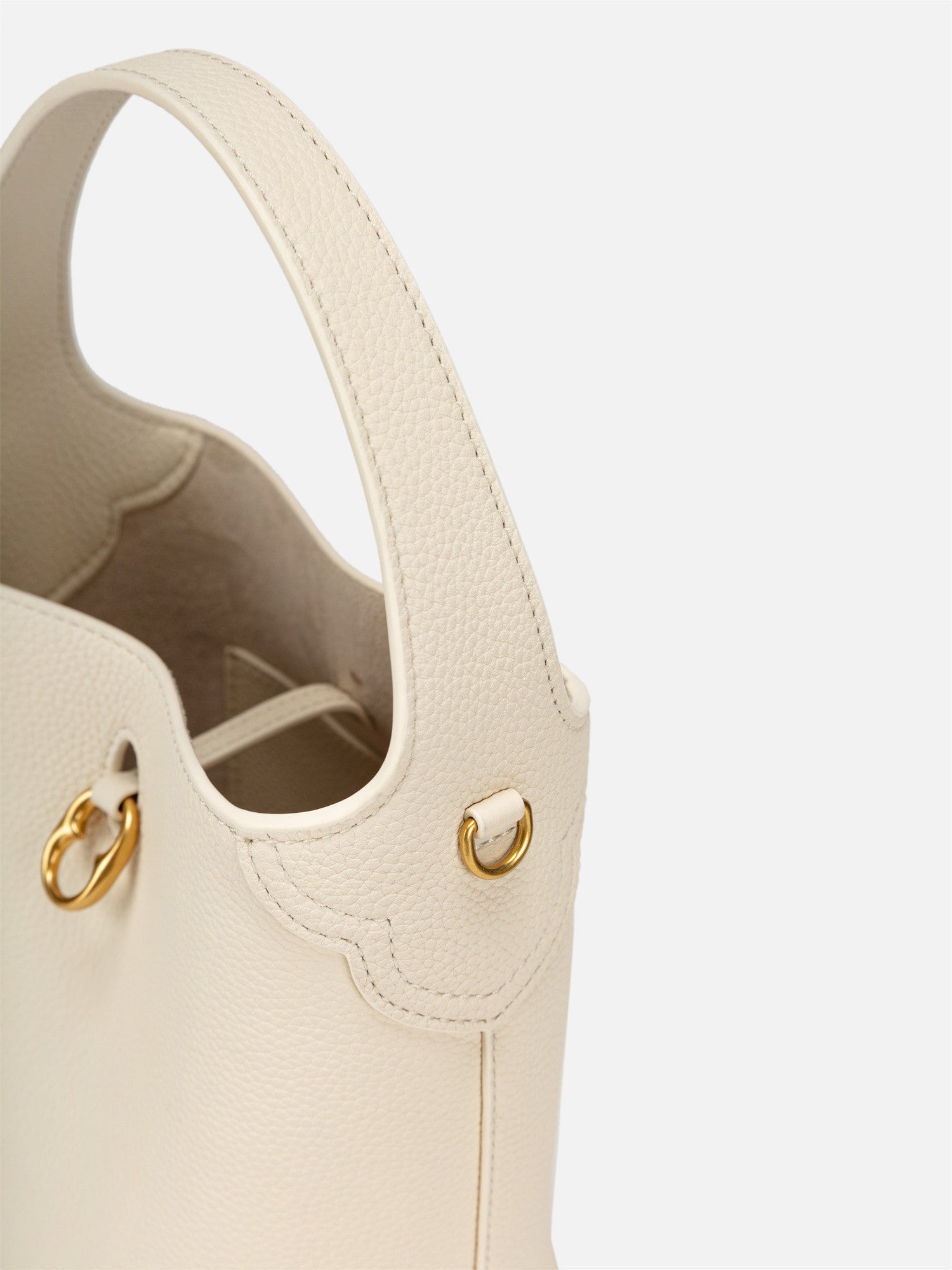 EP YAYING Ru Yi Cloud-Shoulder Medium Bucket Bag EAKALB001BW