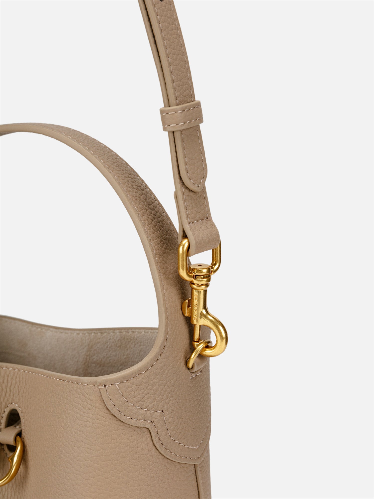 EP YAYING Ru Yi Cloud-Shoulder Medium Bucket Bag EAKALB001BC