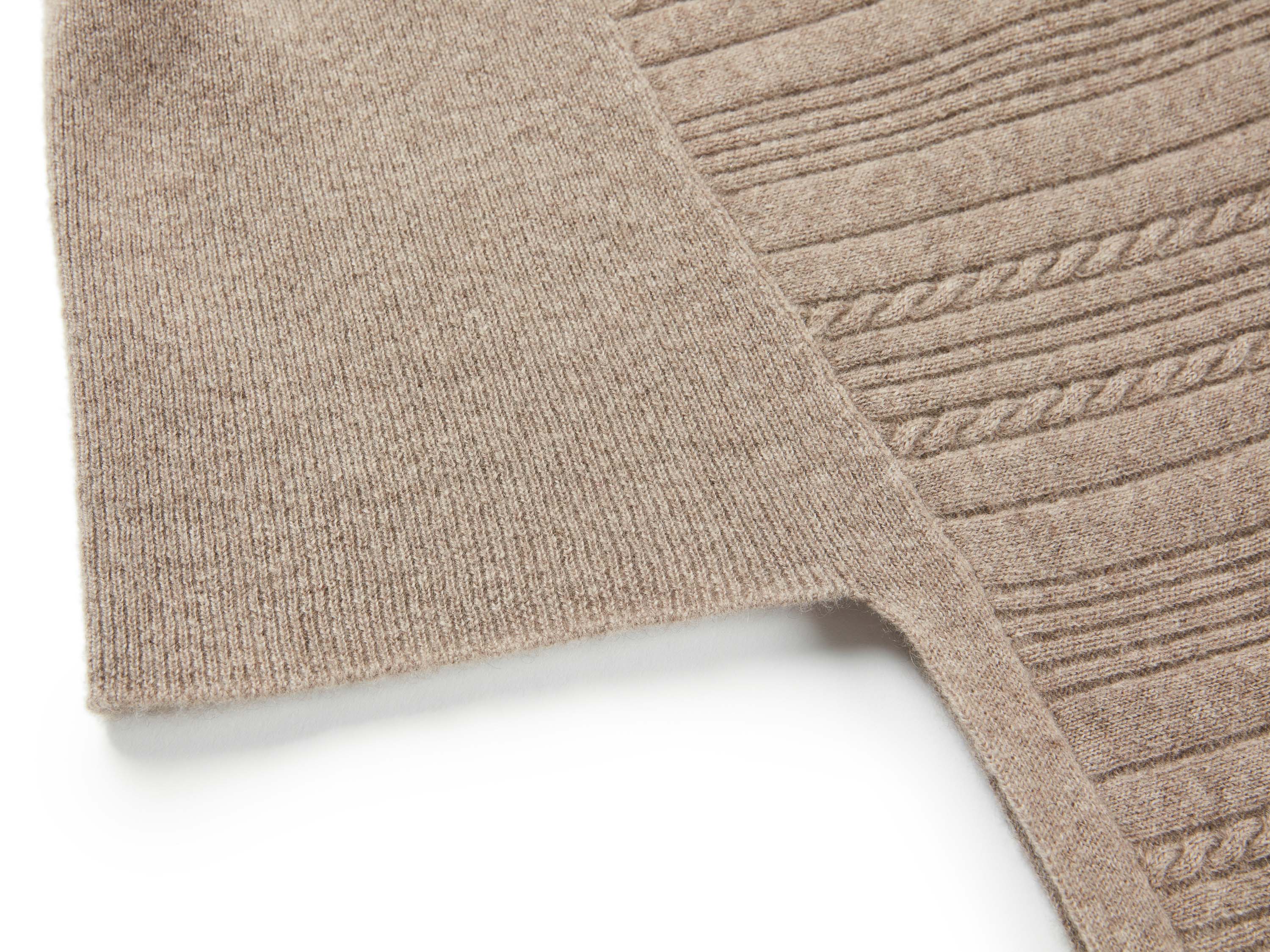 YAYING Seamless Cashmere Knit Top