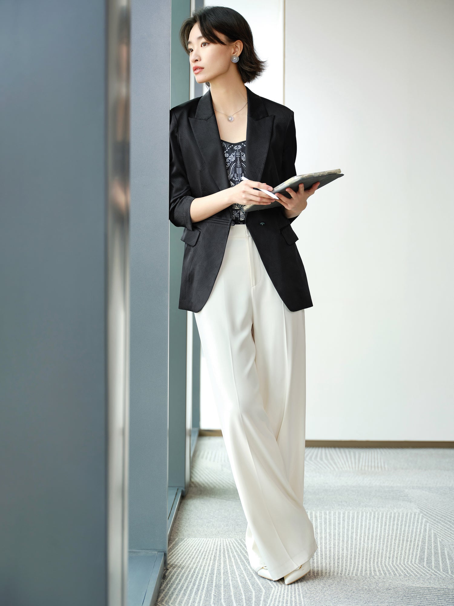 EP YAYING Silk Blazer