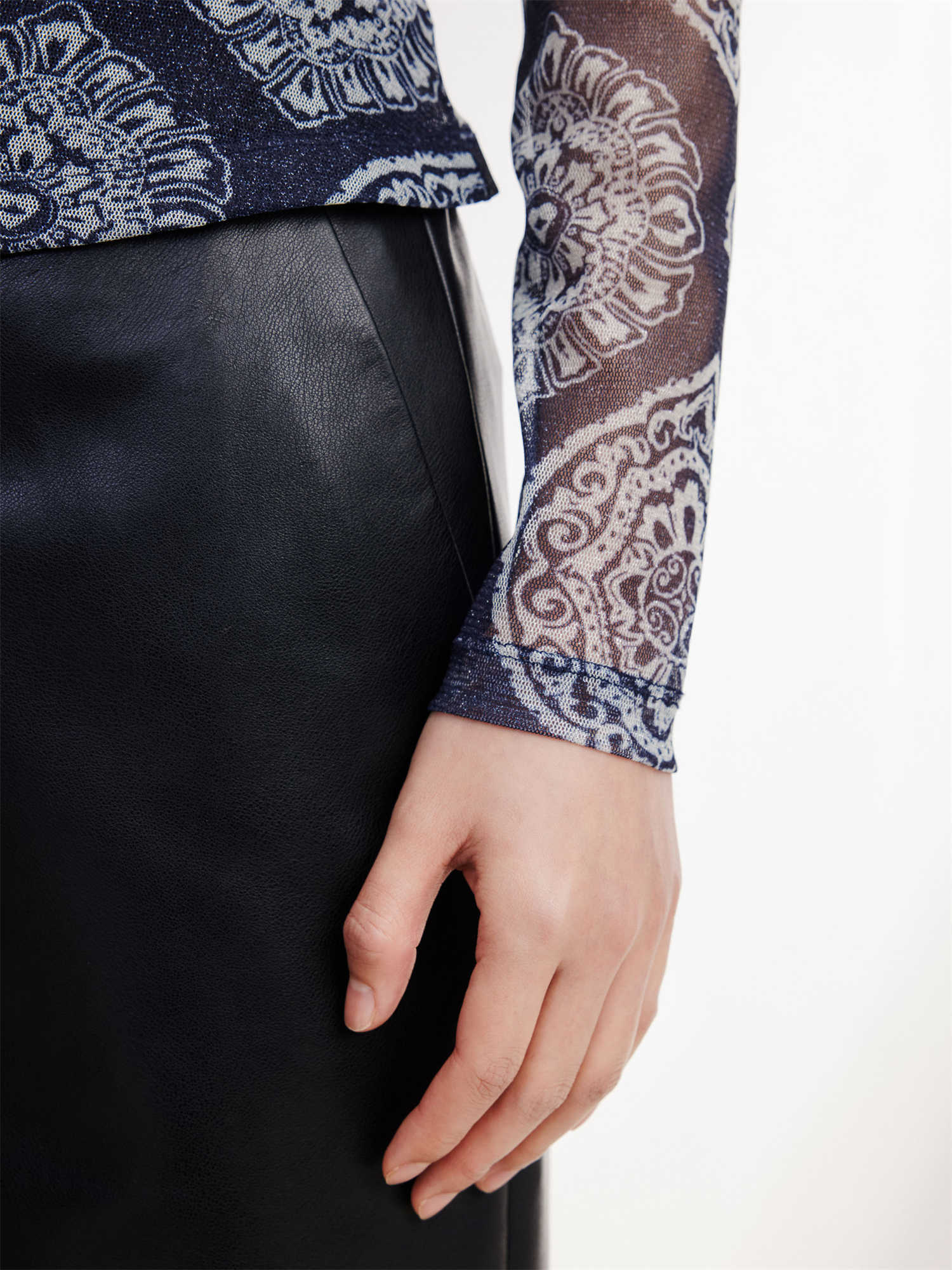 EP YAYING Mesh Print Top