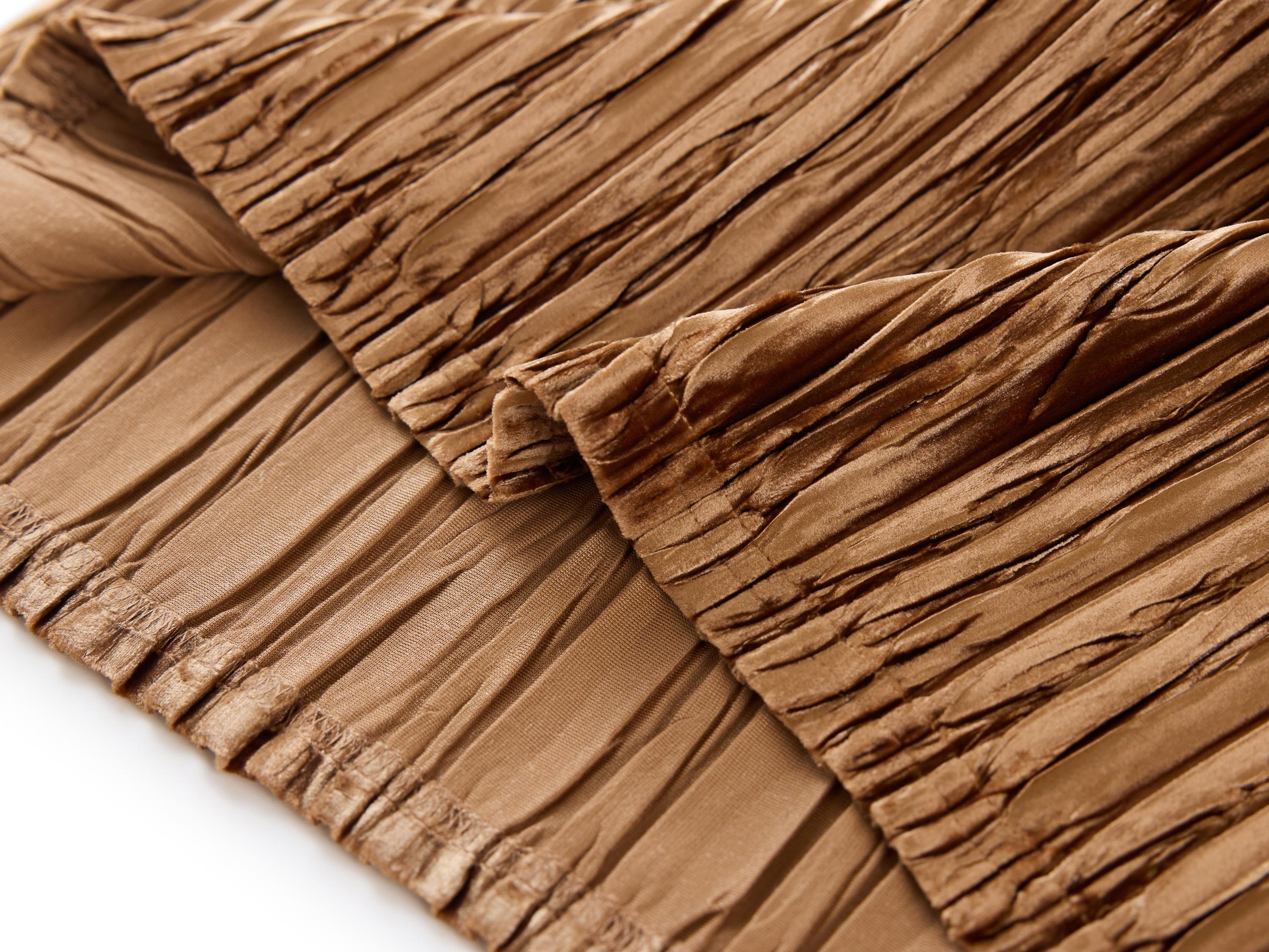 YAYING Gold Pleated Skirt