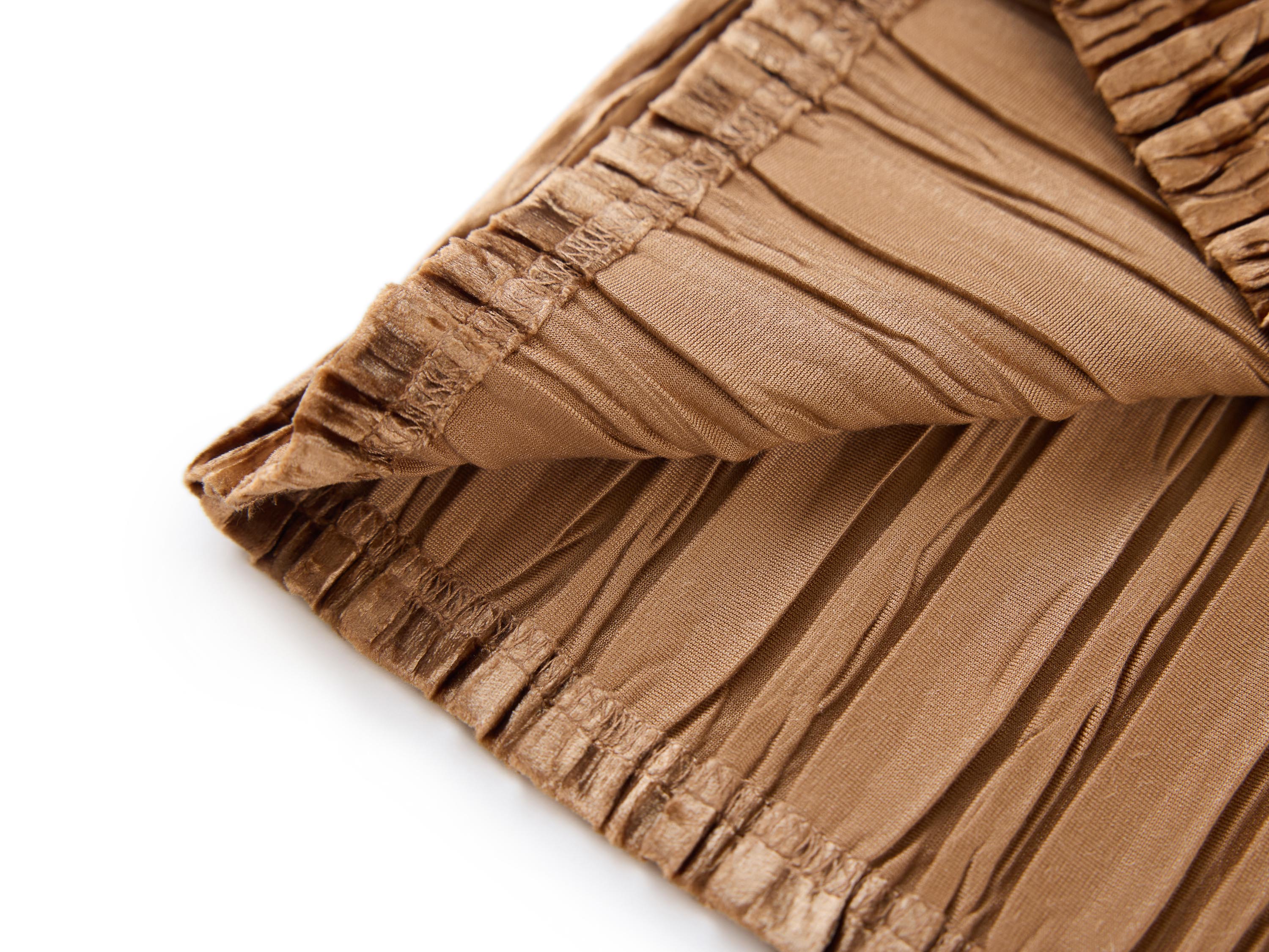 YAYING Gold Pleated Skirt