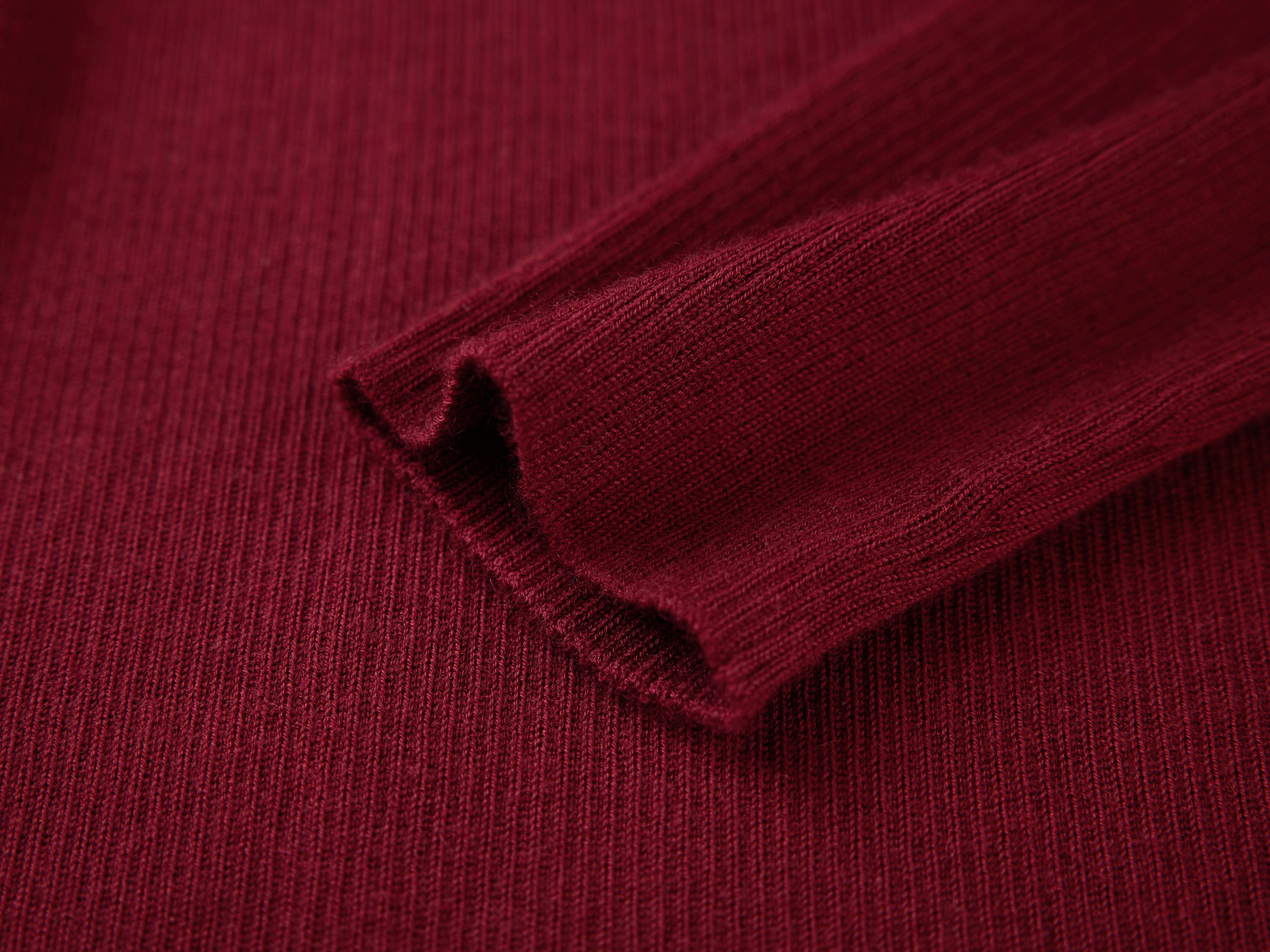 YAYING Red Turtleneck Knit Top