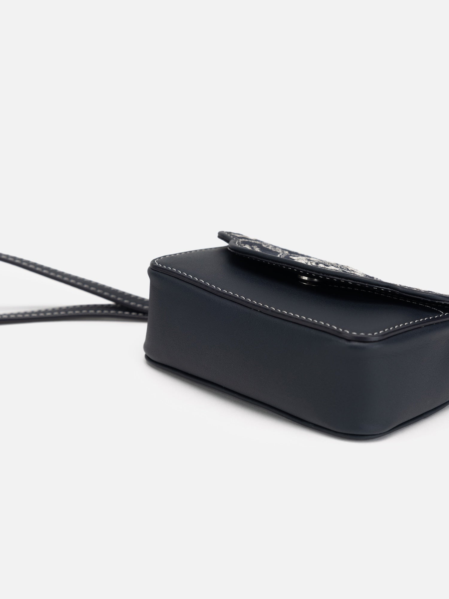 EP YAYING Ethnic Earphone Pouch