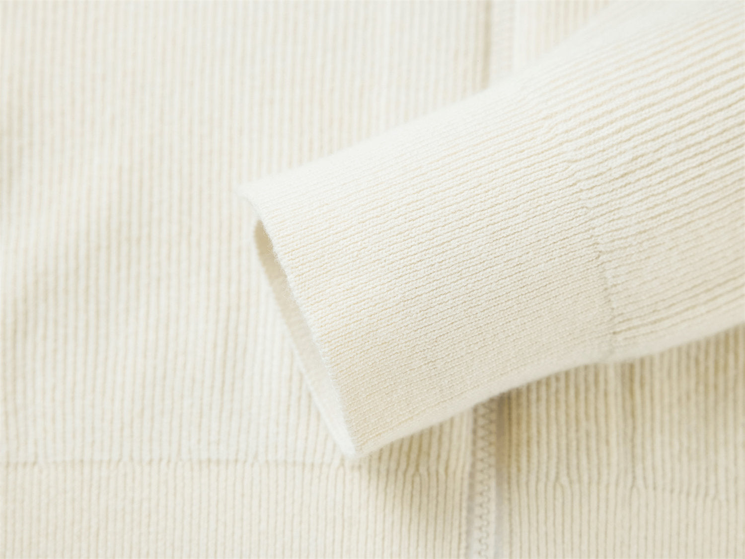 EP YAYING Cashmere Cardigan Sweater