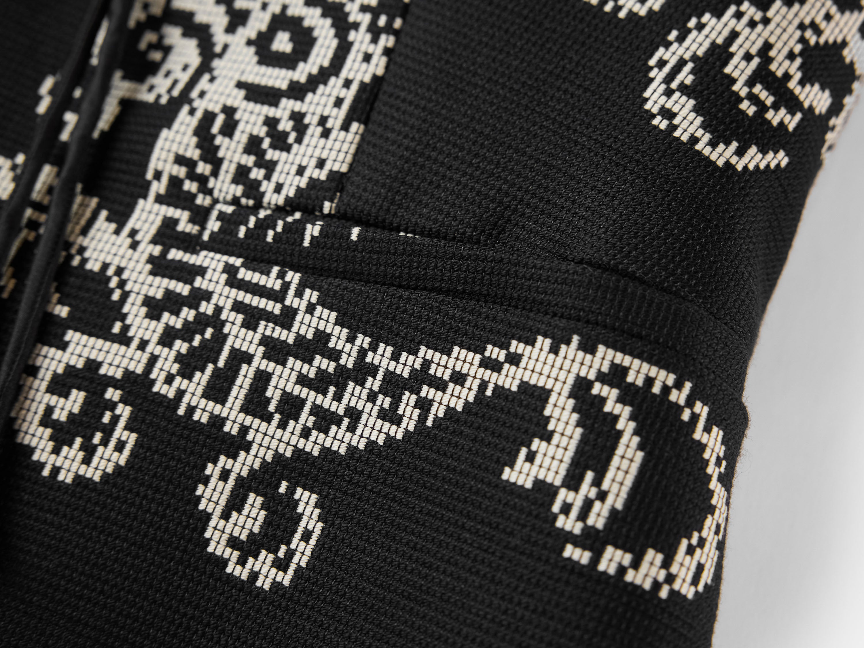 EP YAYING Black Patterned Vest