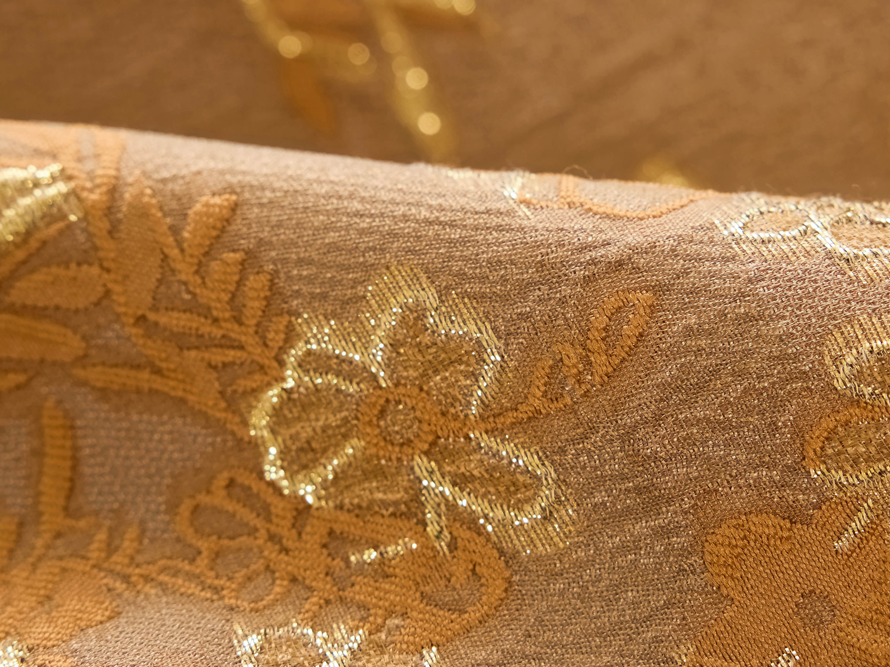 EP YAYING Gold Pattern Jacket