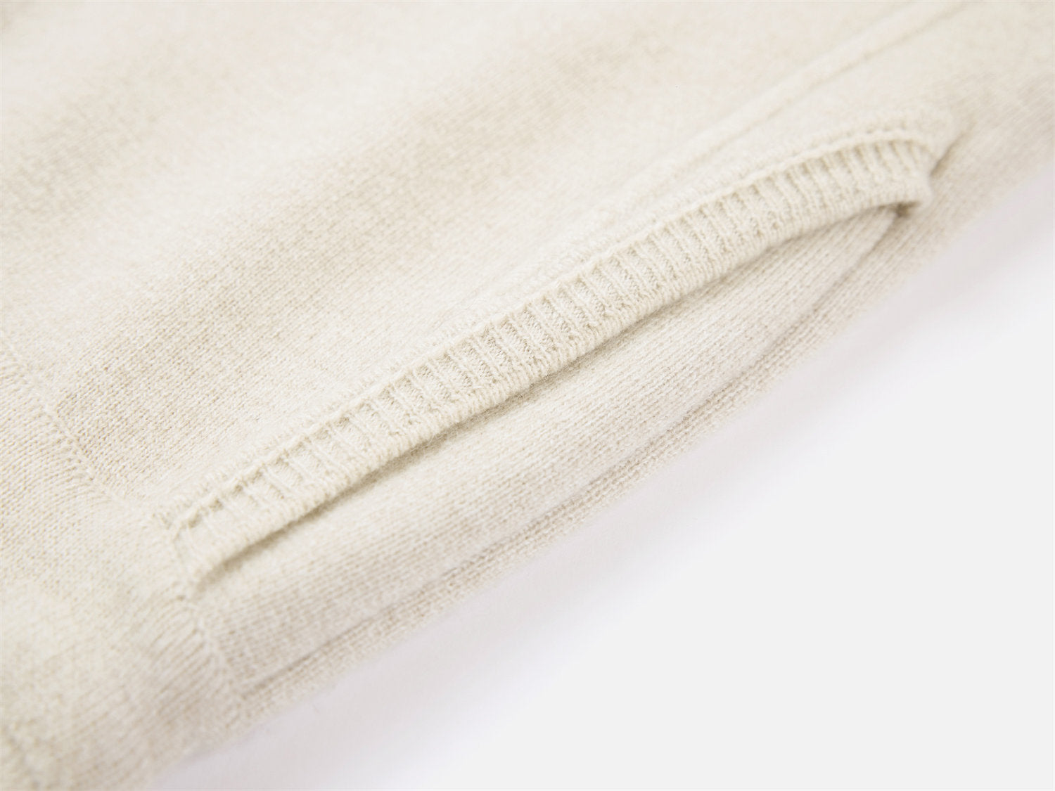 EP YAYING Cashmere Pants