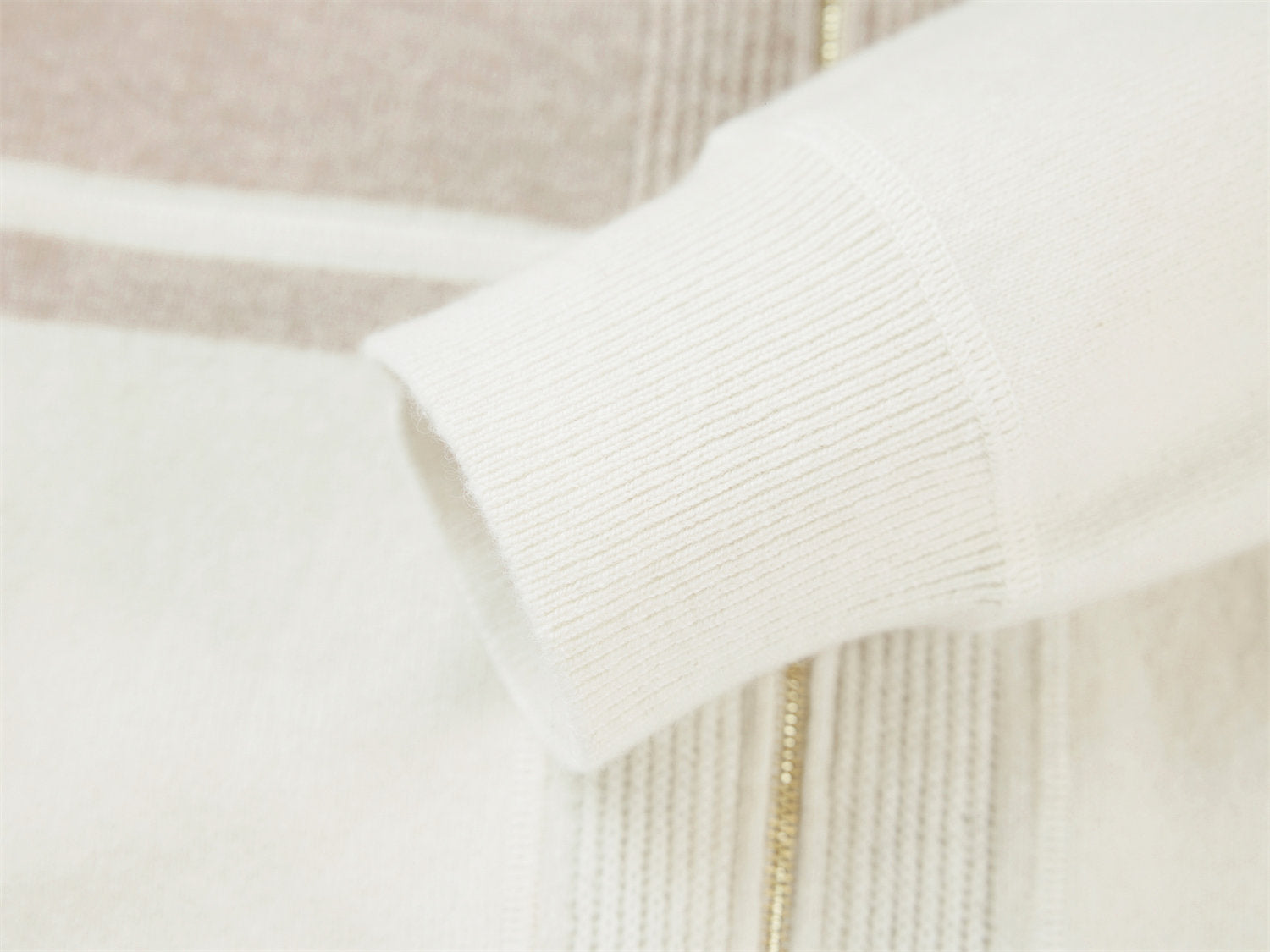 EP YAYING Cashmere Cardigan Sweater