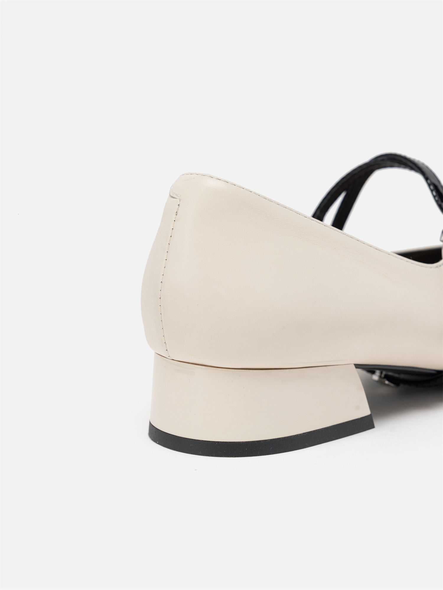 EP YAYING Elegant Ruyi-Inspired Ballet Flats EAKALXB01AW