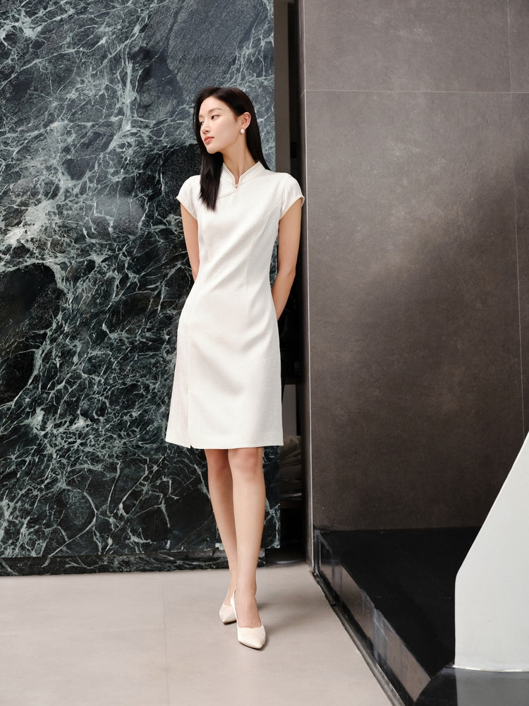 YAYING Modern Chinese-Style Dress / Size 4 / White YAYING Modern Chinese-Style Dress / Size 4 / White