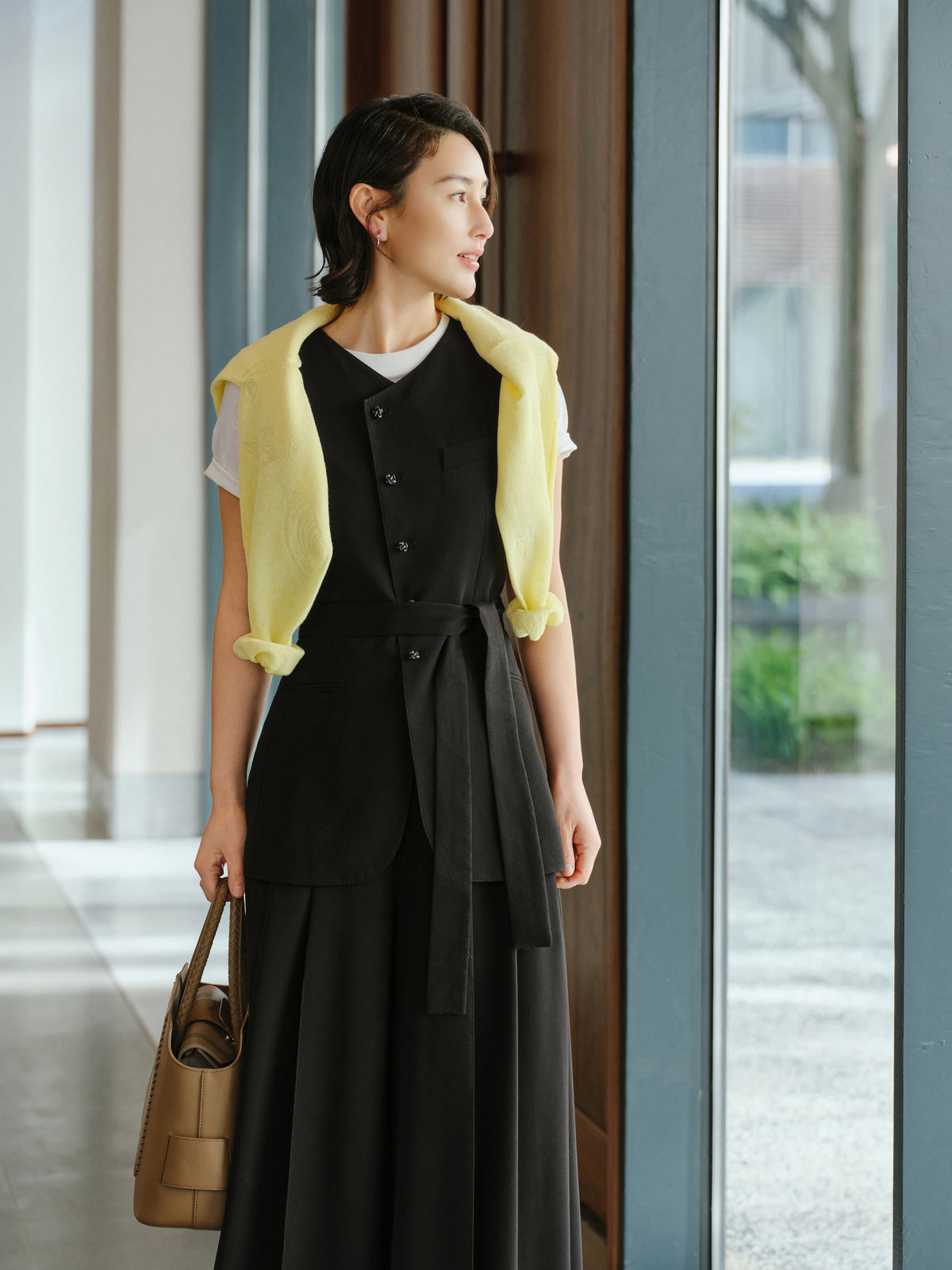 EP YAYING Triacetate Collarless Waist-Defining Vest