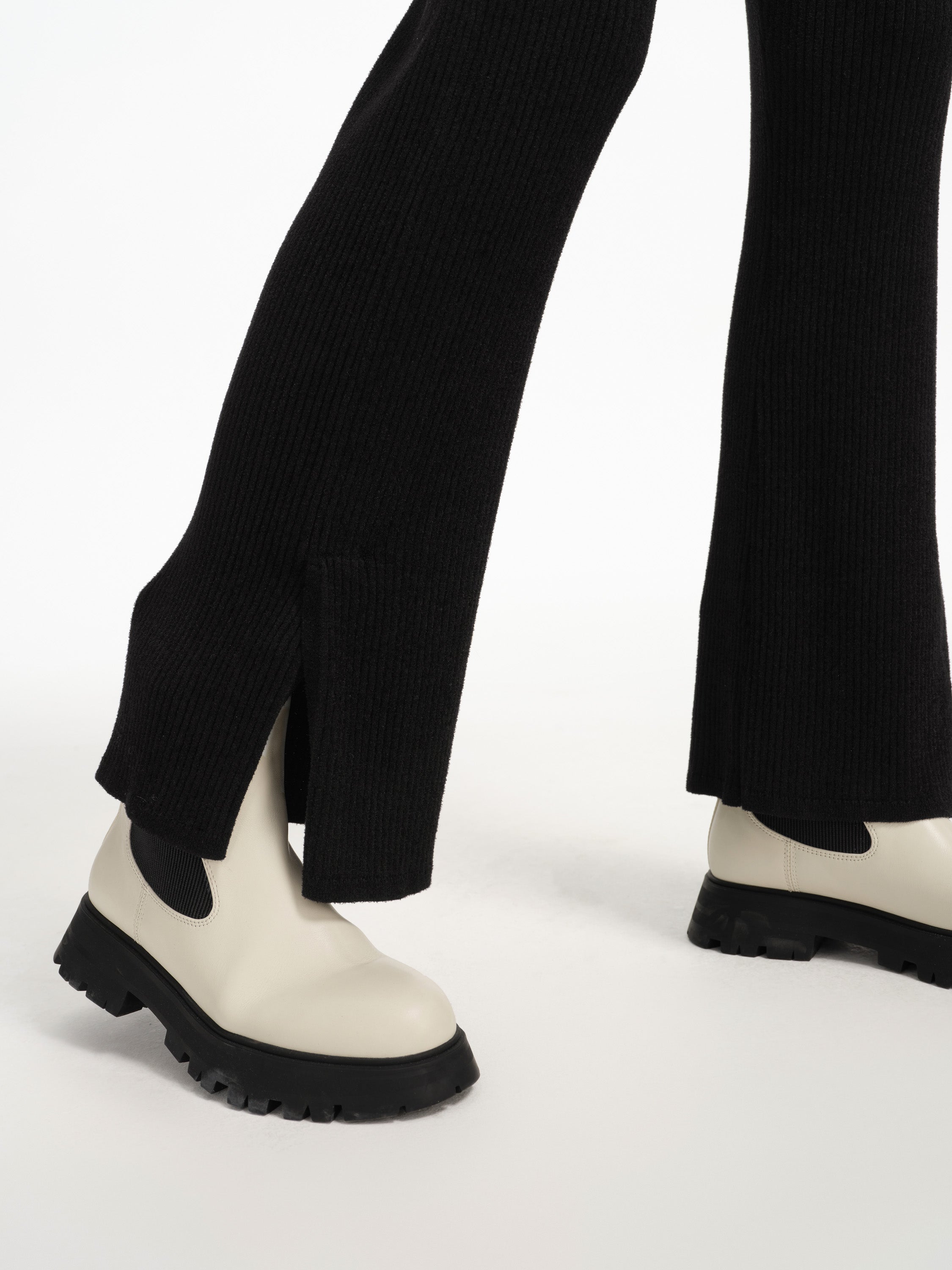 EP YAYING Straight-leg Black Knitted Skirt