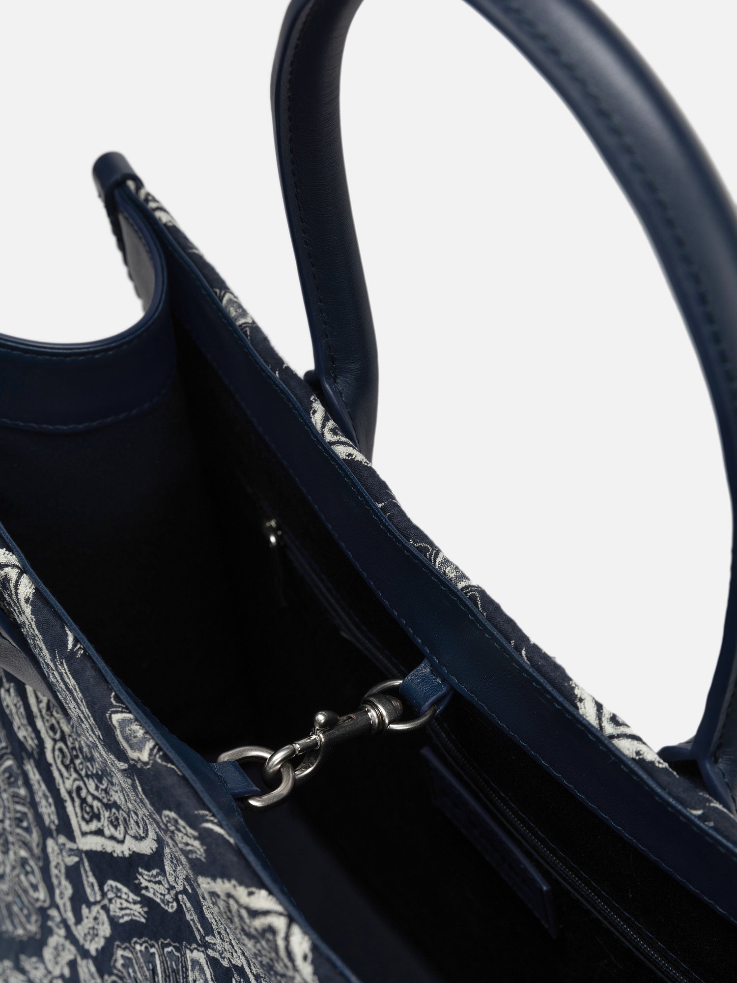 EP YAYING Qiannan Totem Tote Bag