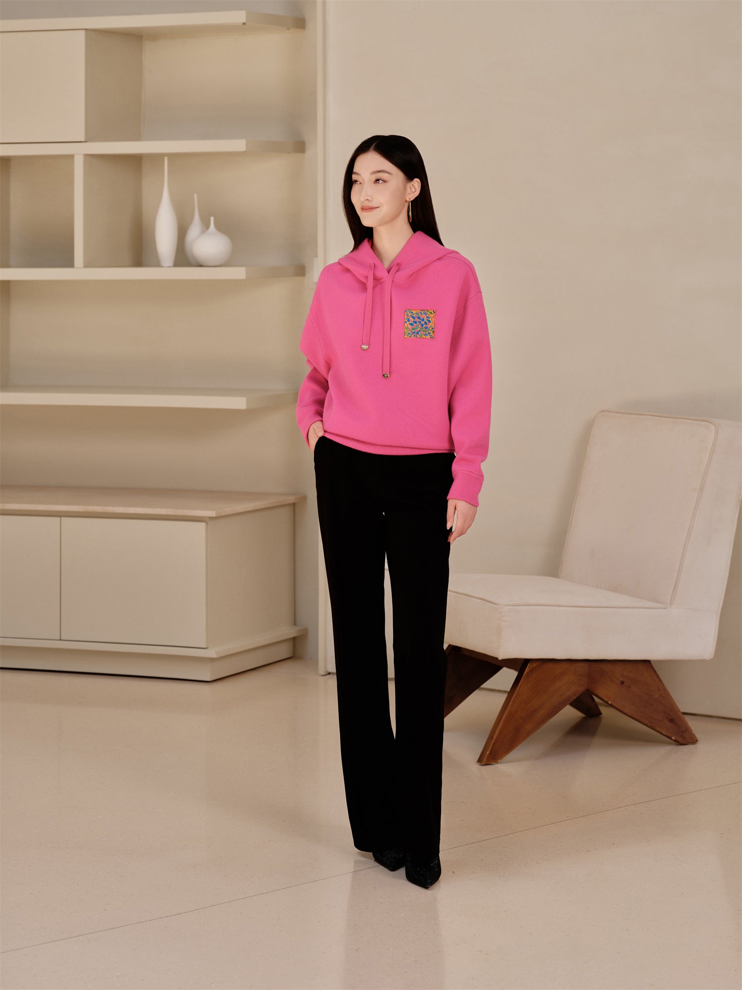 YAYING Appliqu¨¦ Embroidered Hooded Sweatshirt