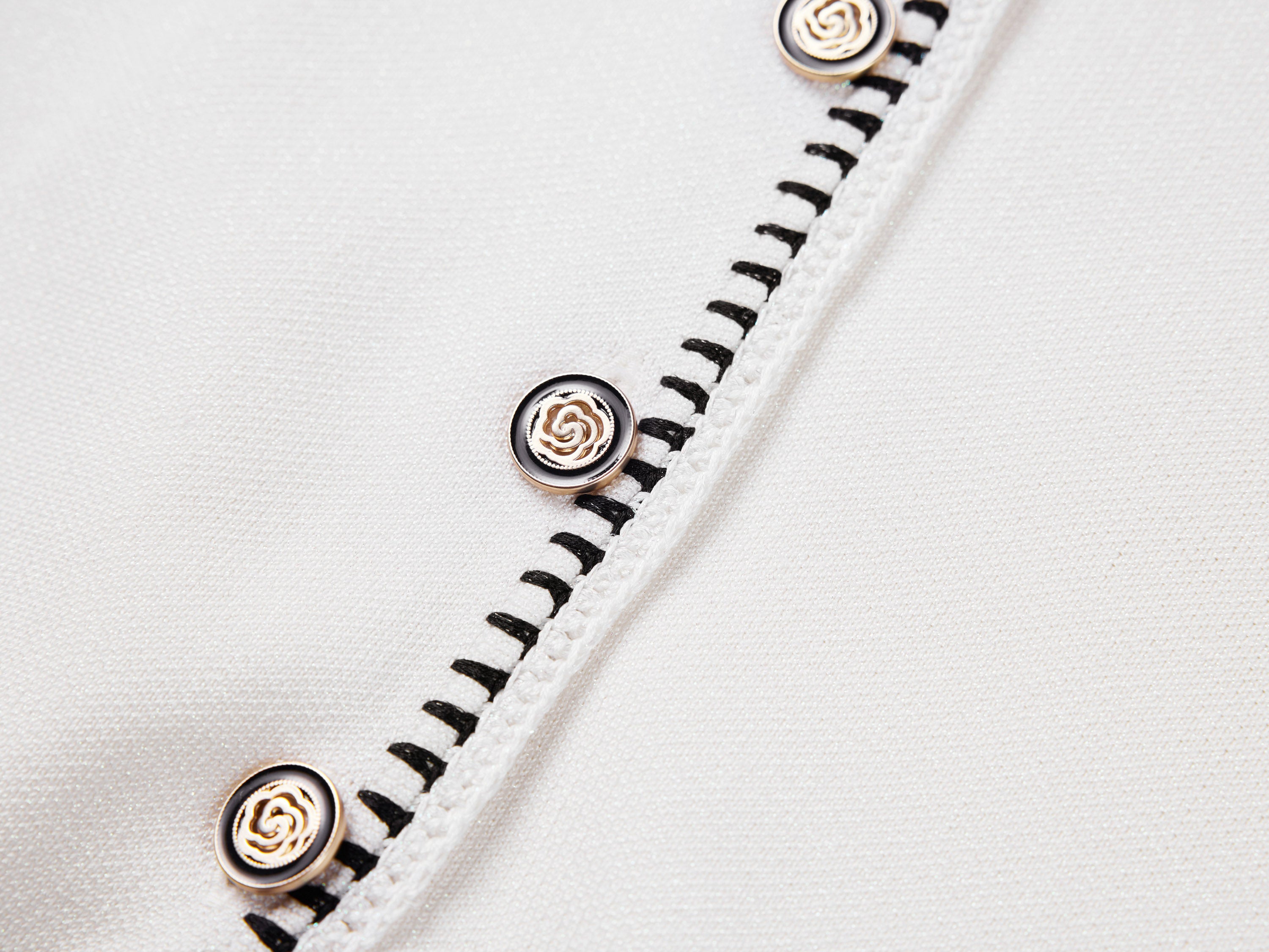 YAYING White Button Shirt