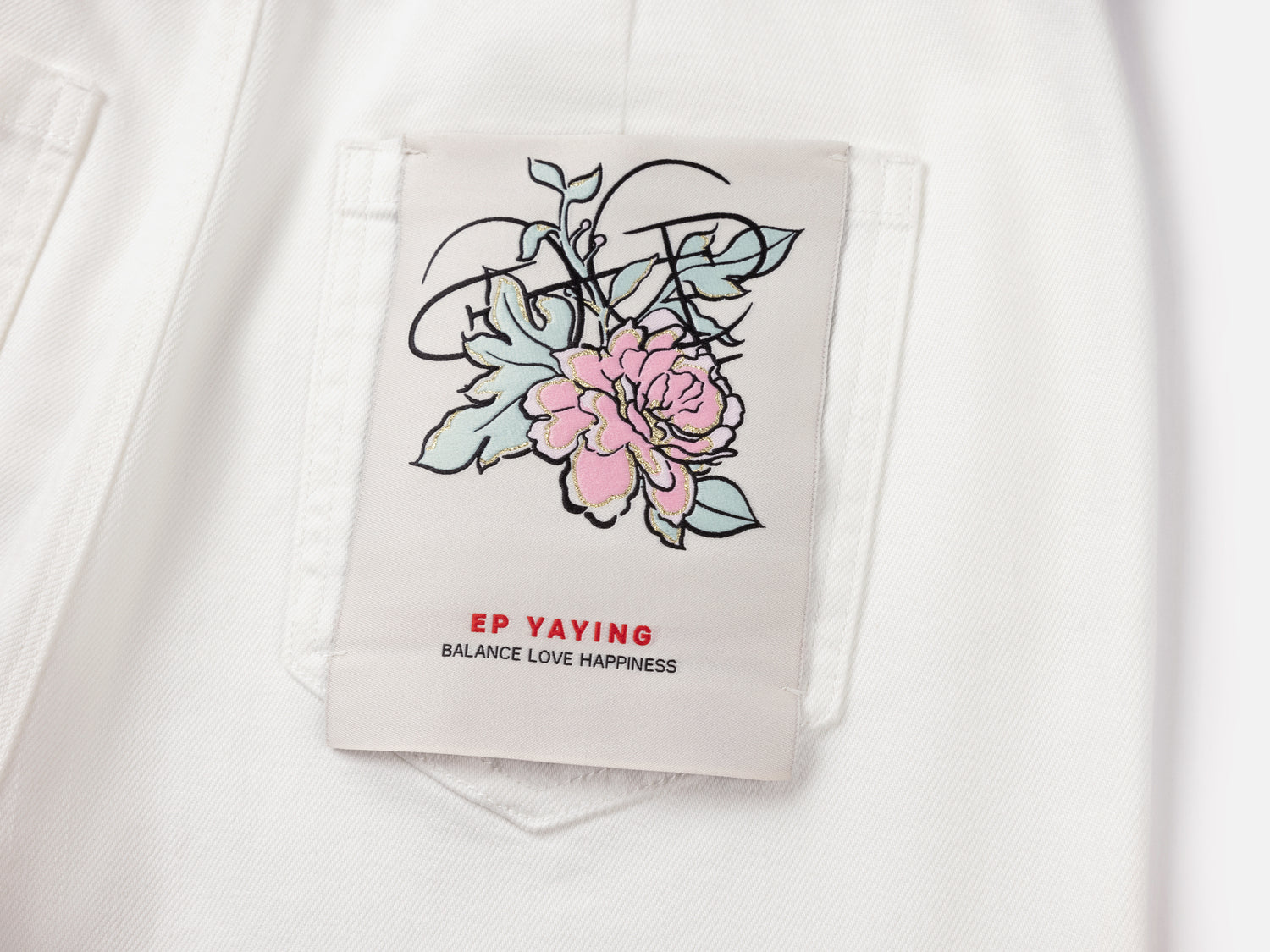 EP YAYING Micro Flare Slimming Jeans