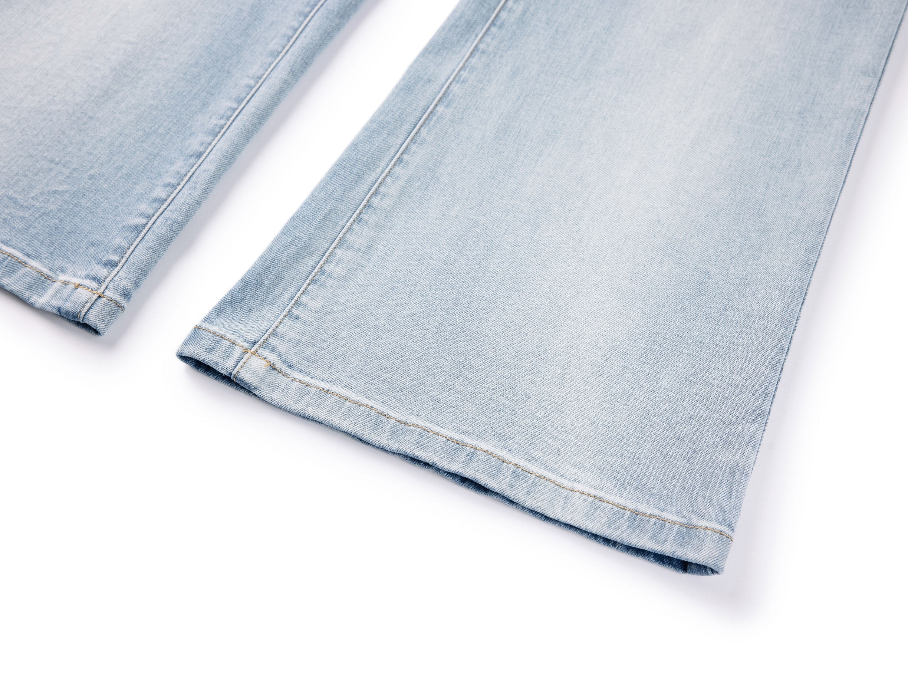 YAYING Light Wash Wide-Leg Jeans