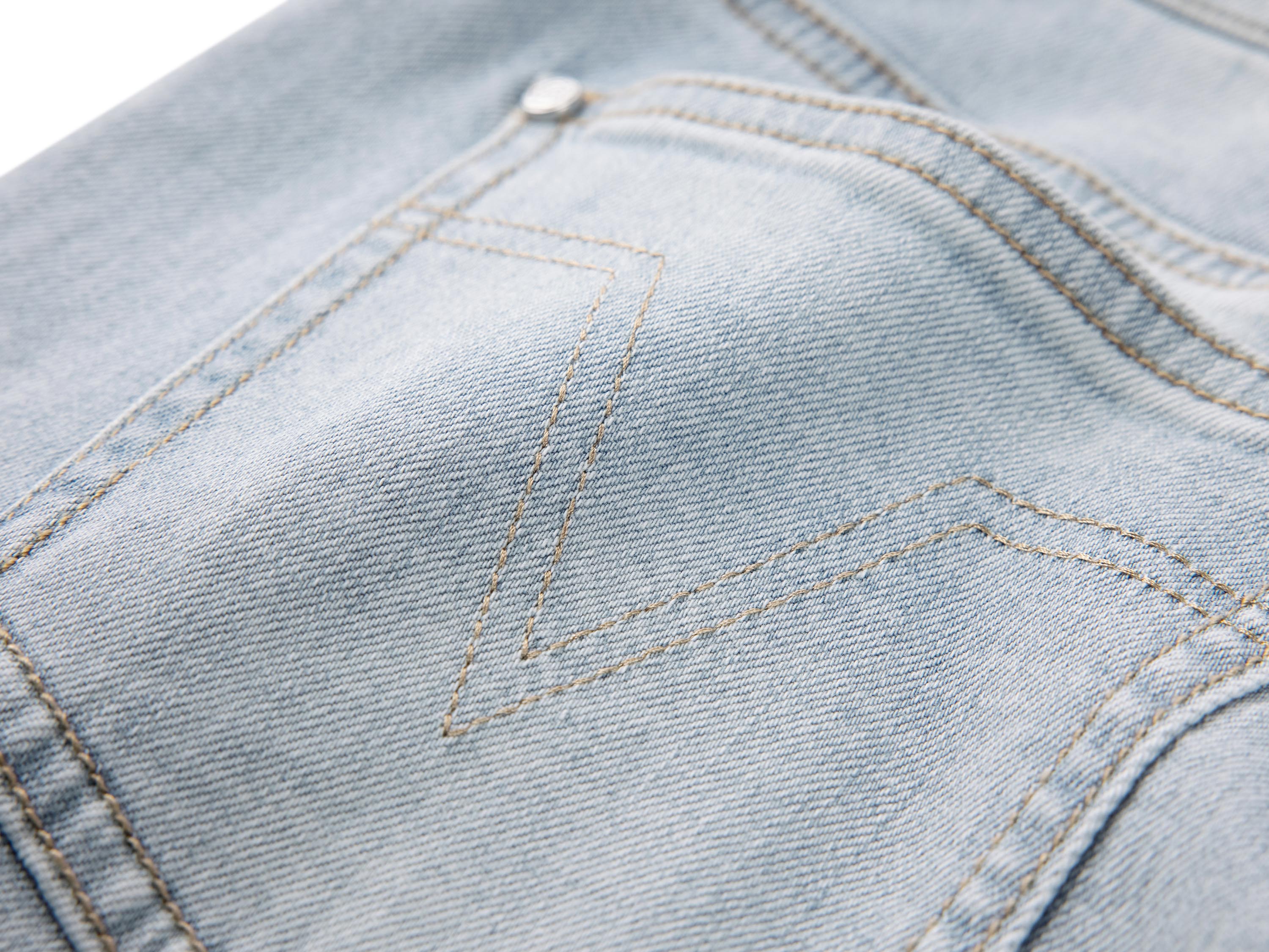 YAYING Light Wash Wide-Leg Jeans